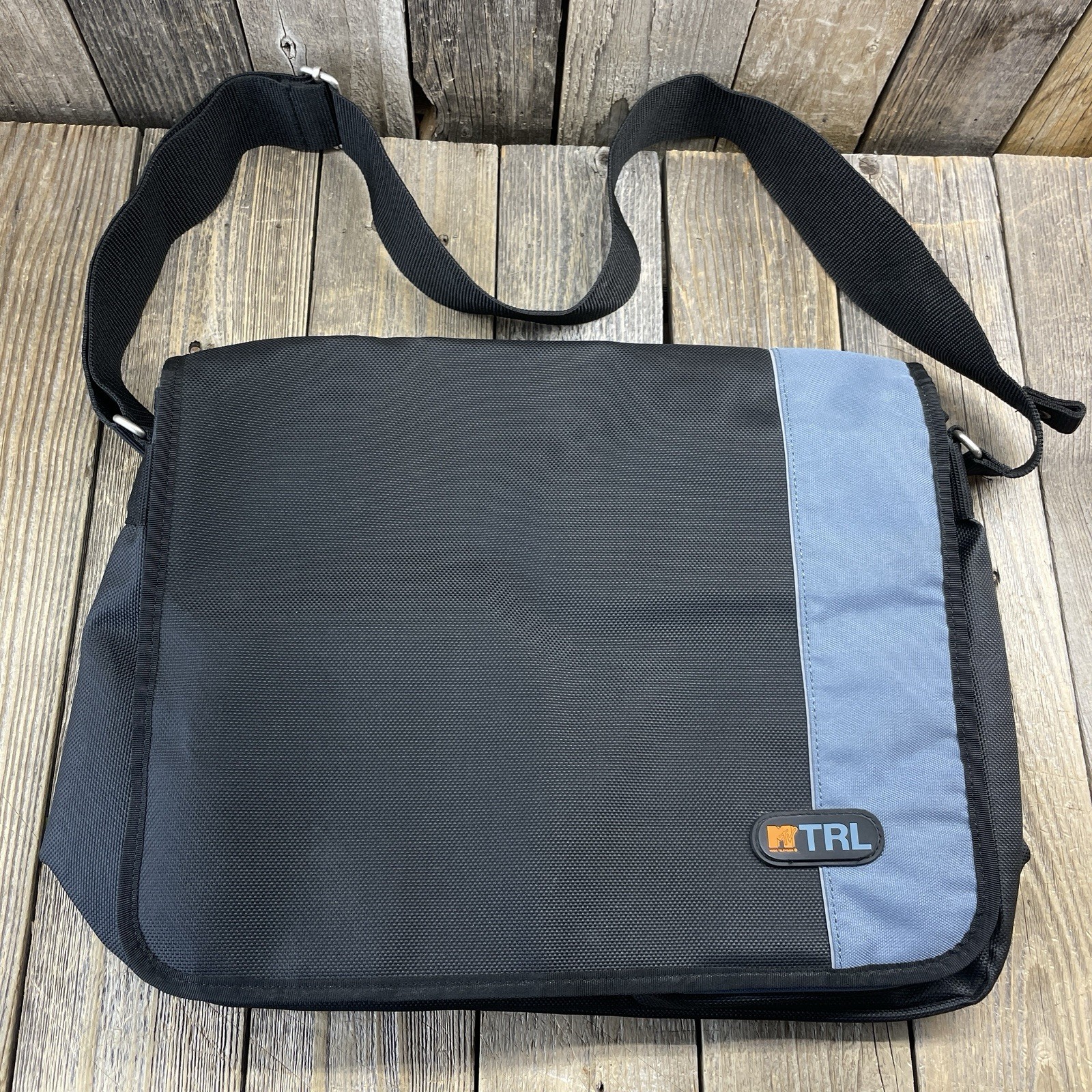 Vintage RARE Y2K MTV TRL Music Television Messenger Bag Soft Laptop Case – Black