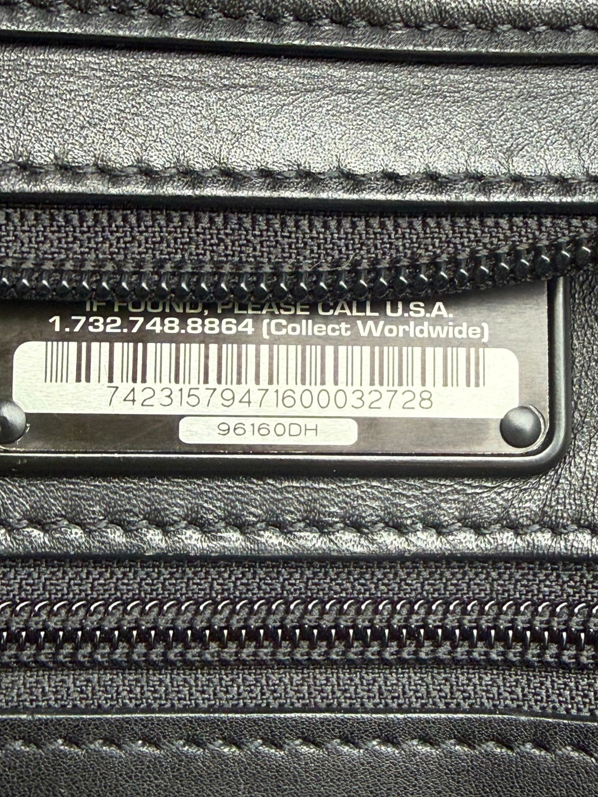 TUMI LEATHER LAPTOP BRIEFCASE – 96160DH – EXPANDABLE BLACK TRAVEL BAG w/DUST BAG