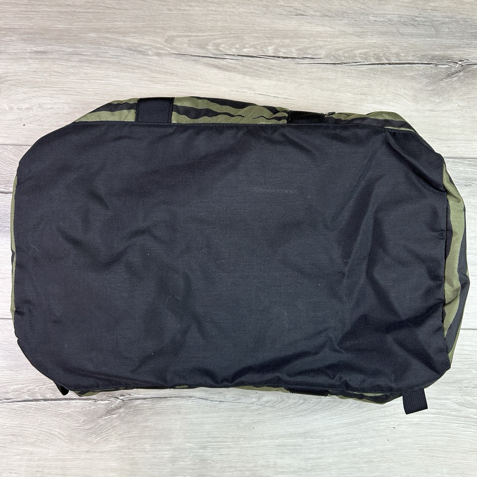SUPREME S/S 2011 OLIVE ZEBRA DUFFLE BAG Box Logo Backpack Pouch Green Camo Print