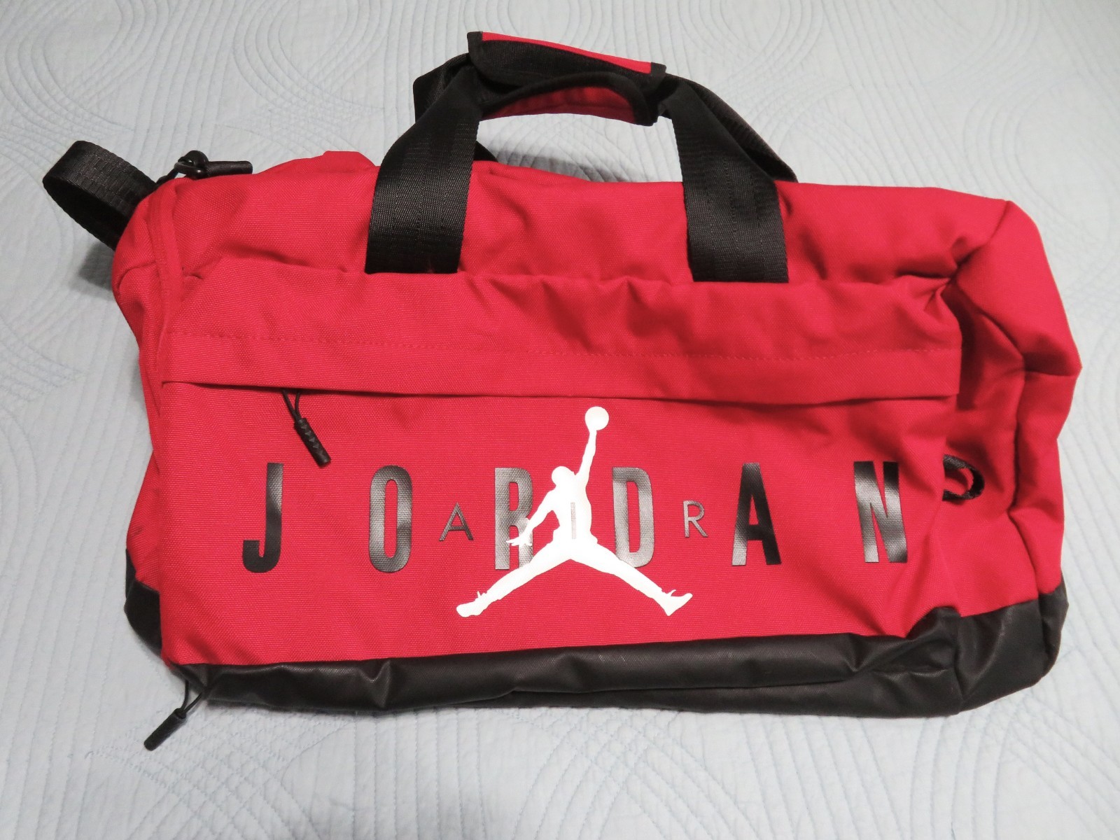 Air Jordan Jumpman Sports Gym Bag Red 0168-R78 With Removable Shoulder Strap