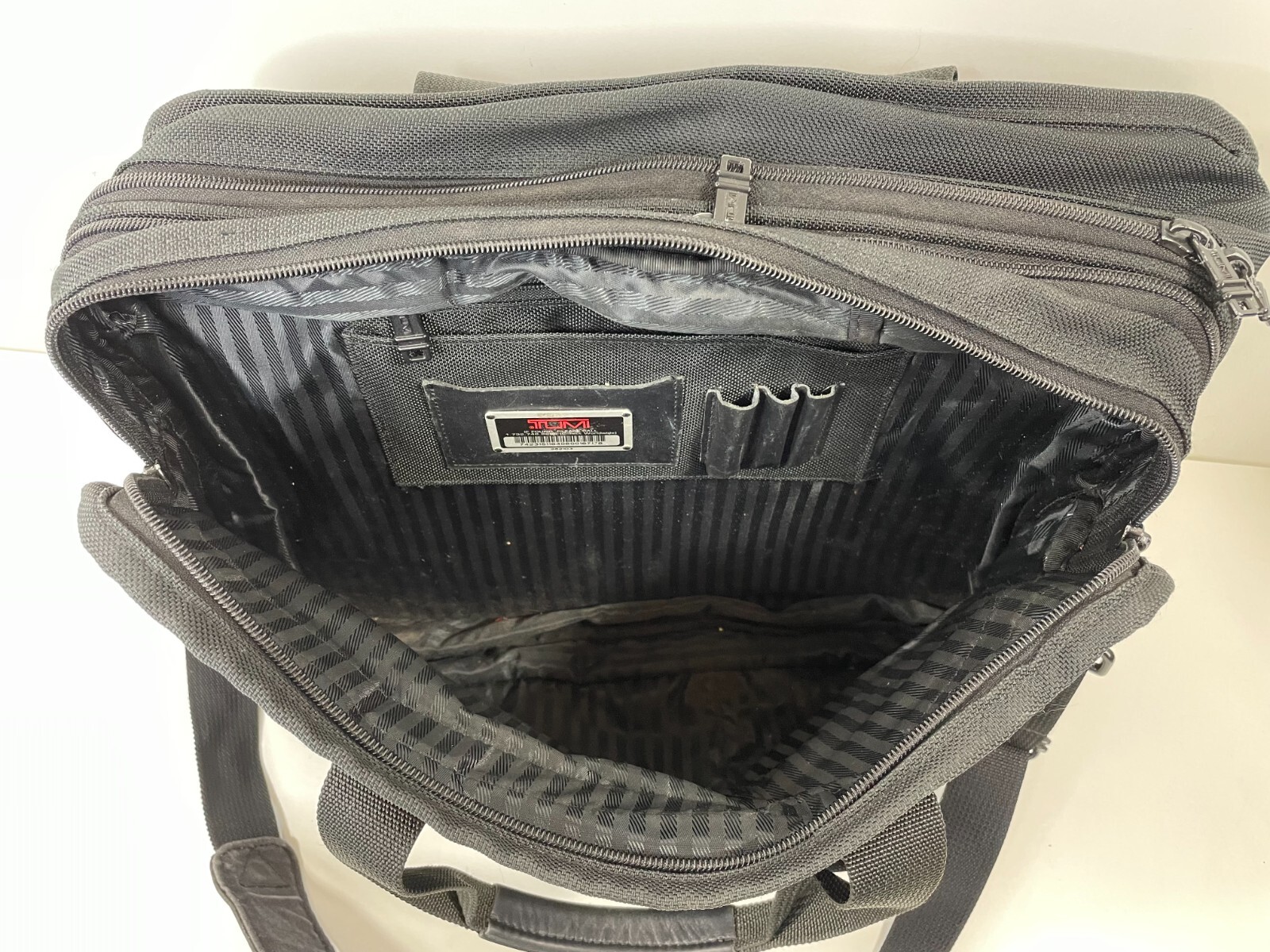 Tumi Alpha Expandable Black Ballistic Nylon Briefcase Work Shoulder Bag