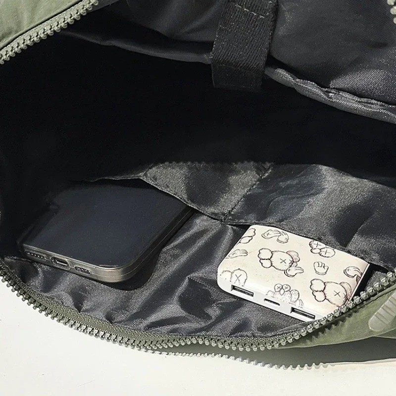 UNIQLO Casual Multi-pocket Messenger Bag Men Women Shoulder Bag Travel Sport Bag