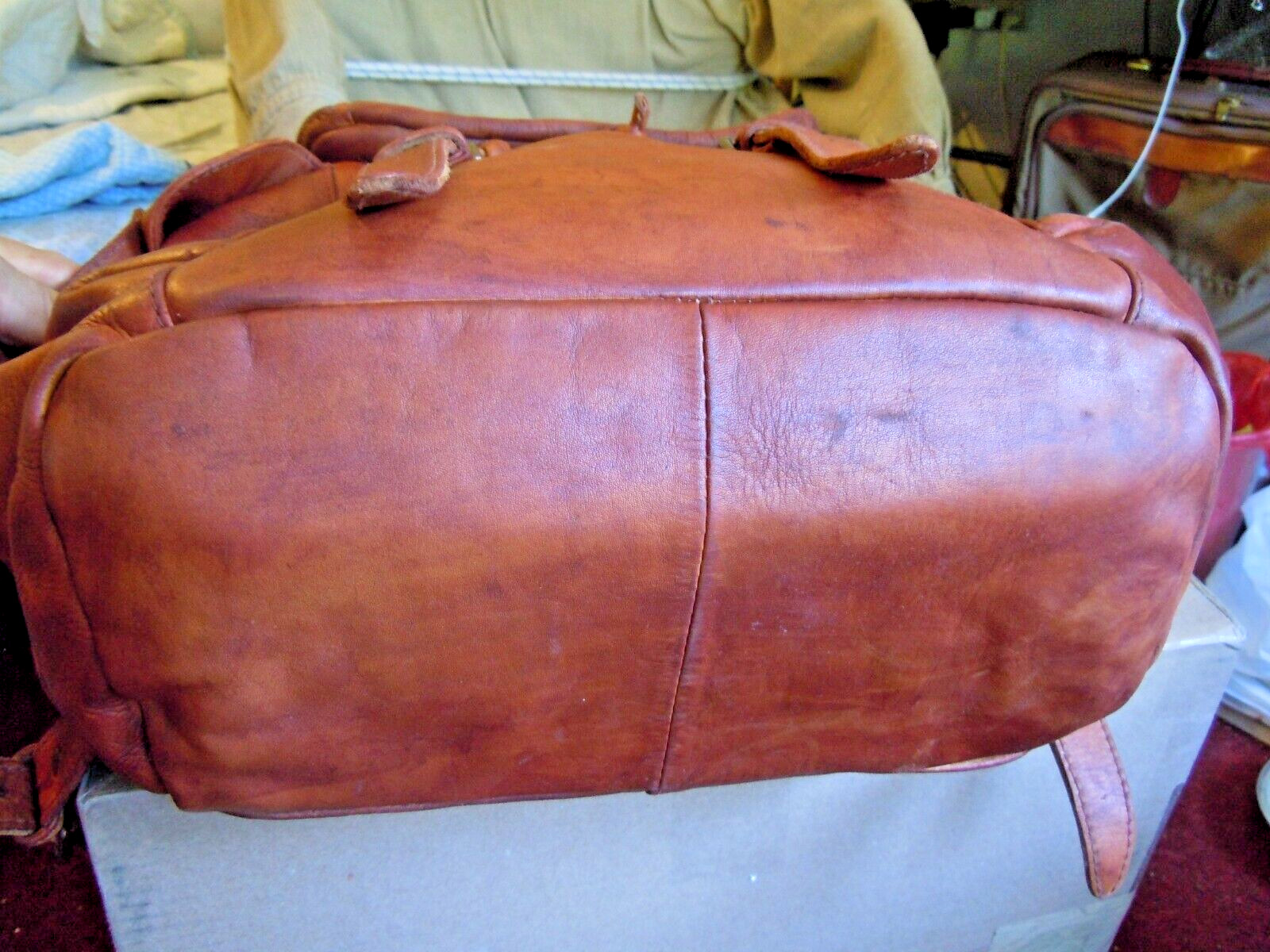 ELLINGTON Vintage Authentic Saddle Brown Leather large Backpack Bag