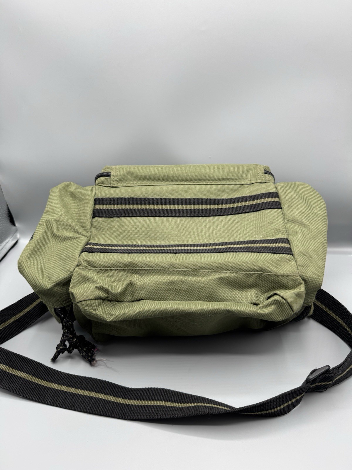 Cabelas Small Green Carry Bag- Carrying Strapped Bag
