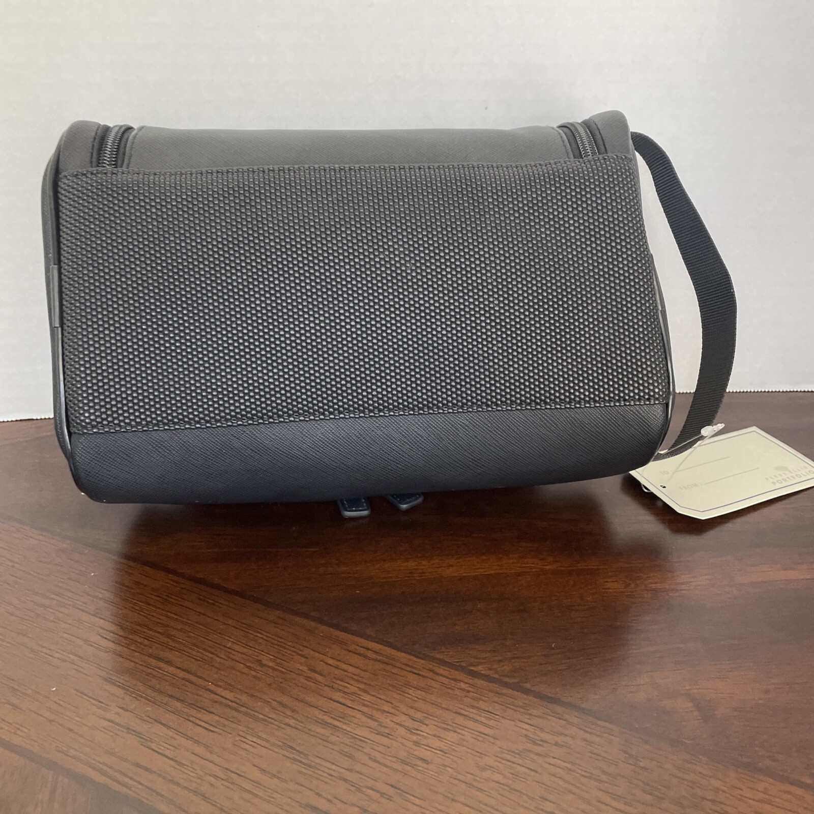 Perry Ellis Portfolio Men’s Hanging Toiletry Travel Bag Shave Kit – Black NWT