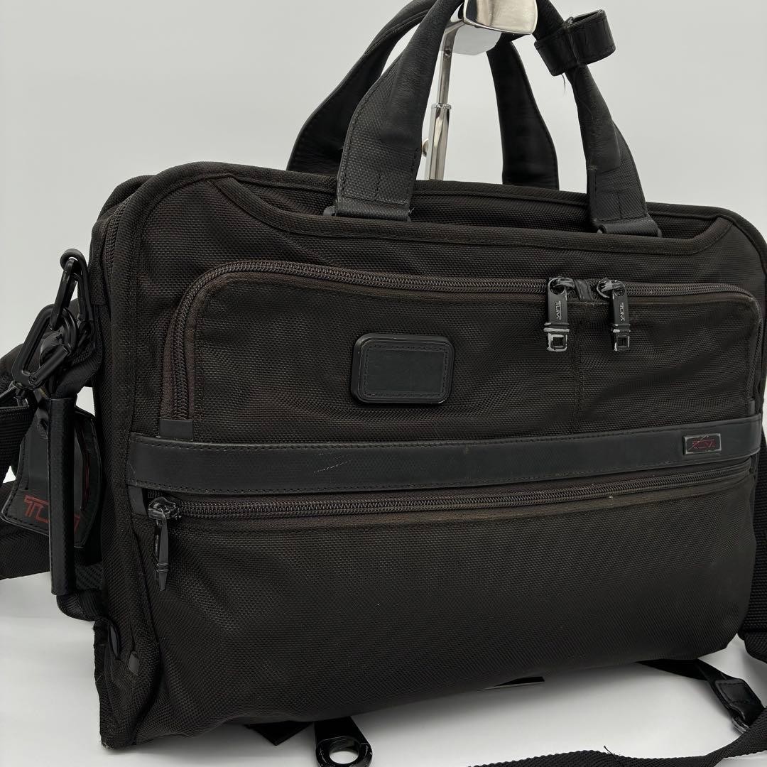 TUMI ALPHA II 2 way Business Bag Shoulder Vertical and Horizontal Carry