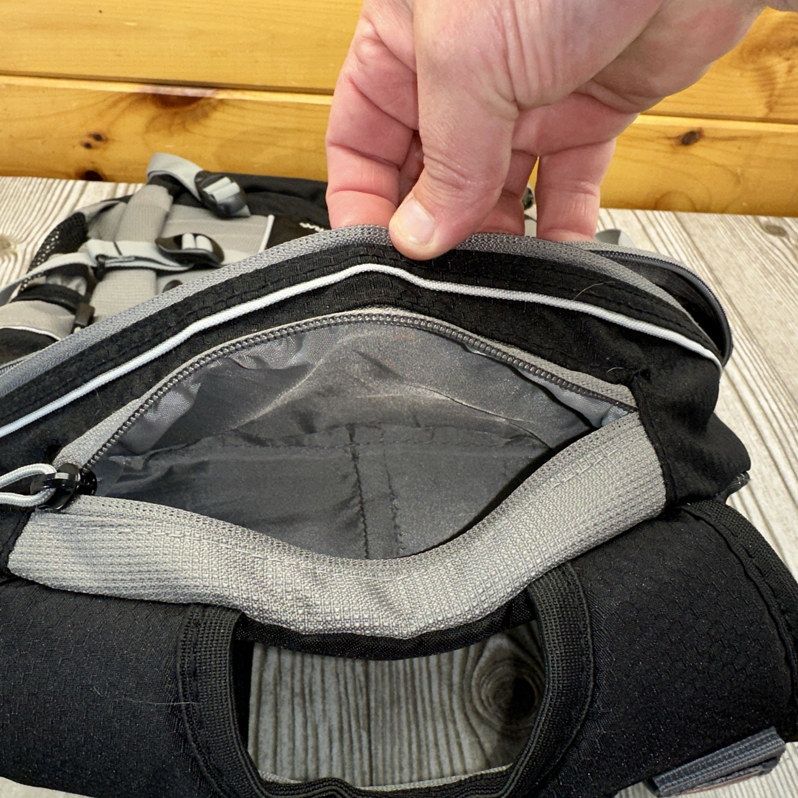 High Sierra Loop Backpack Travel Work Backpack w Tablet Sleeve Padded – BLACK