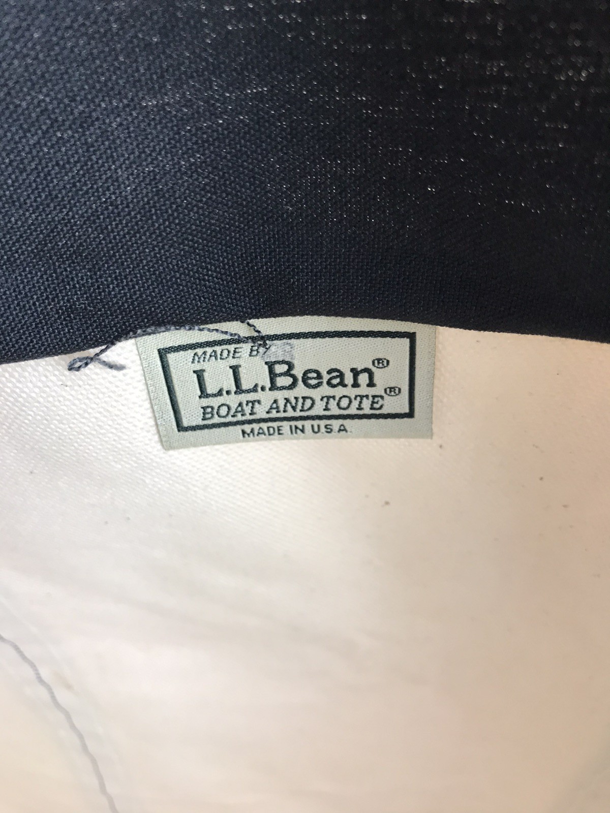Vintage LL Bean Boat & Tote Canvas Bag White Navy Blue Handles Zip X Large USA