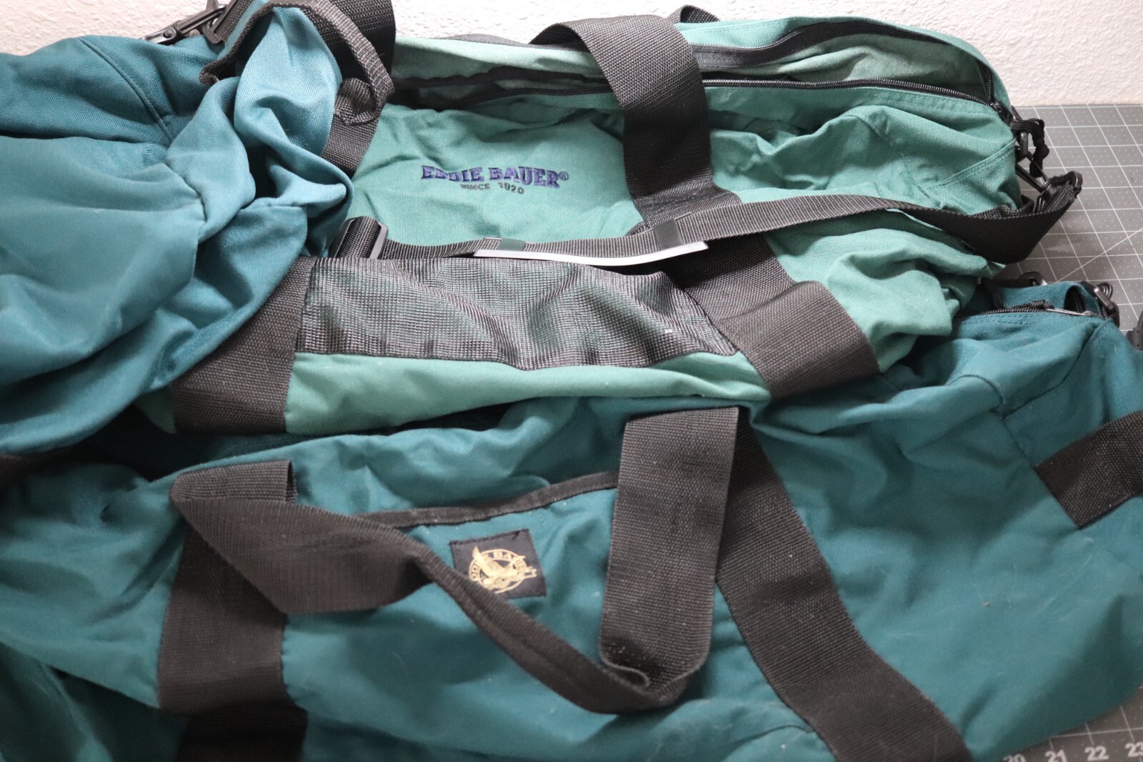 Vintage 1990’s Eddie Bauer Weekender Duffle Travel Bag Canvas Large 35” Made USA