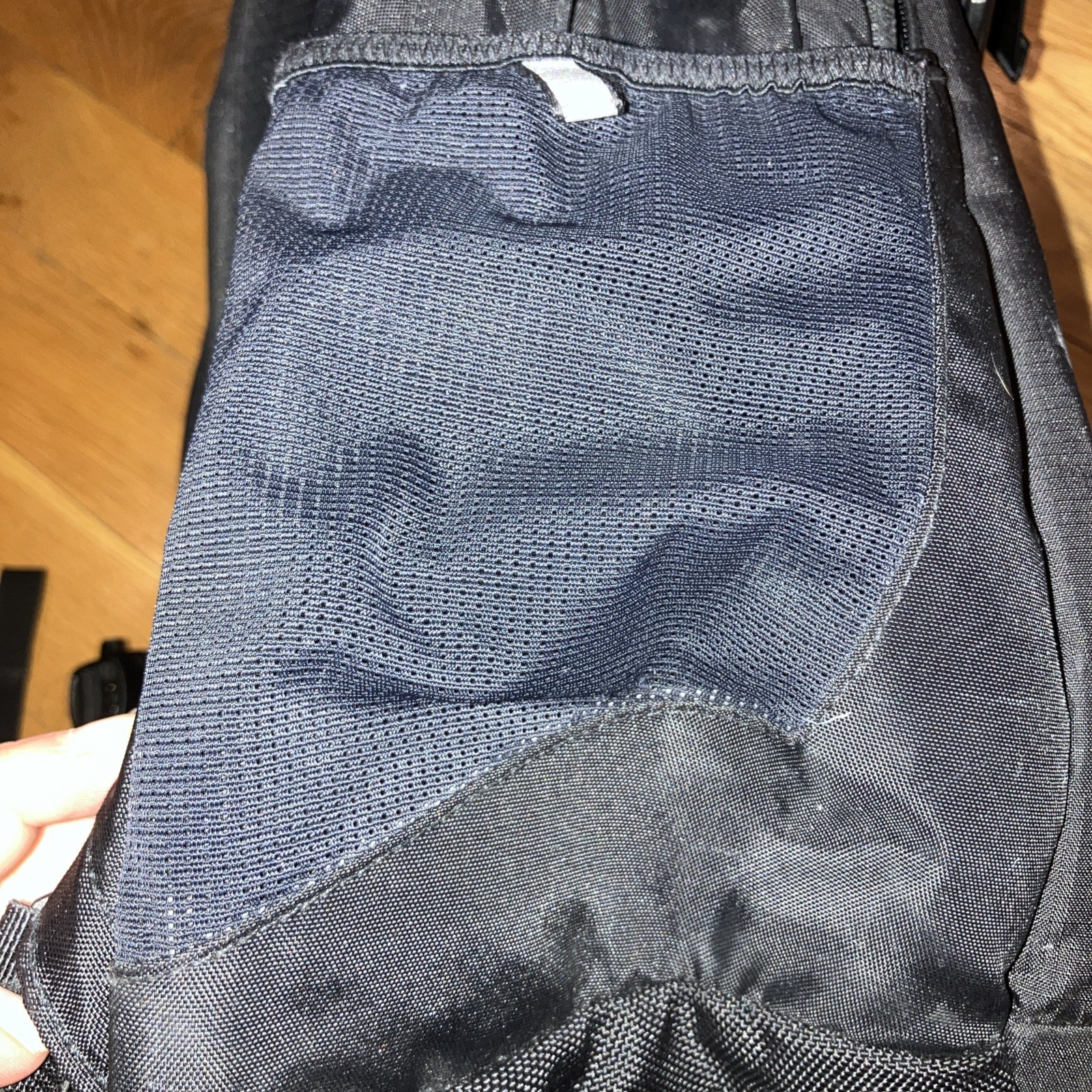 THE NORTH FACE RECON Backpack Black Mesh Pocket Used condition