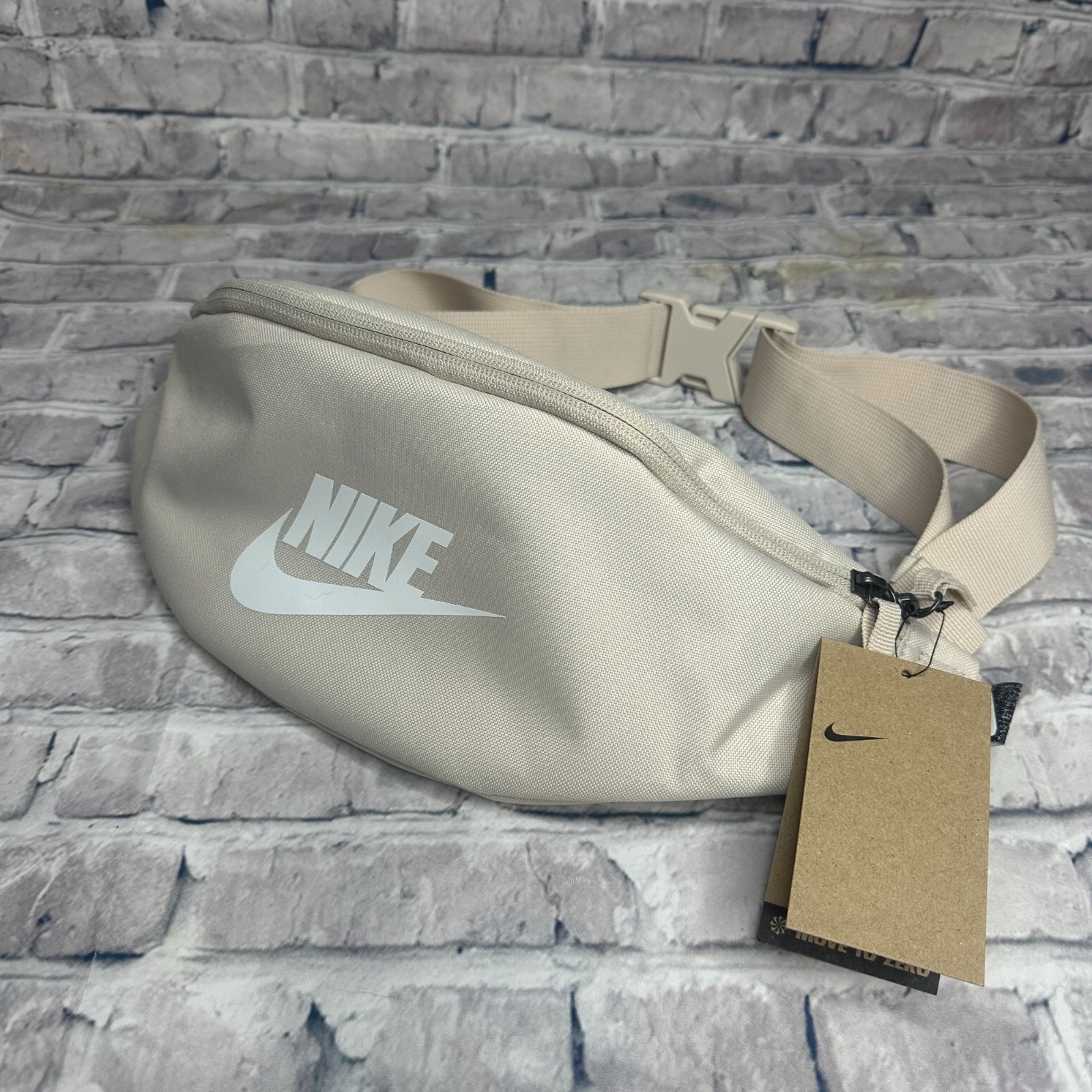 NWT Nike Heritage Waistpack Belt Bag 3L ONE SIZE (Light Orewood Brown)
