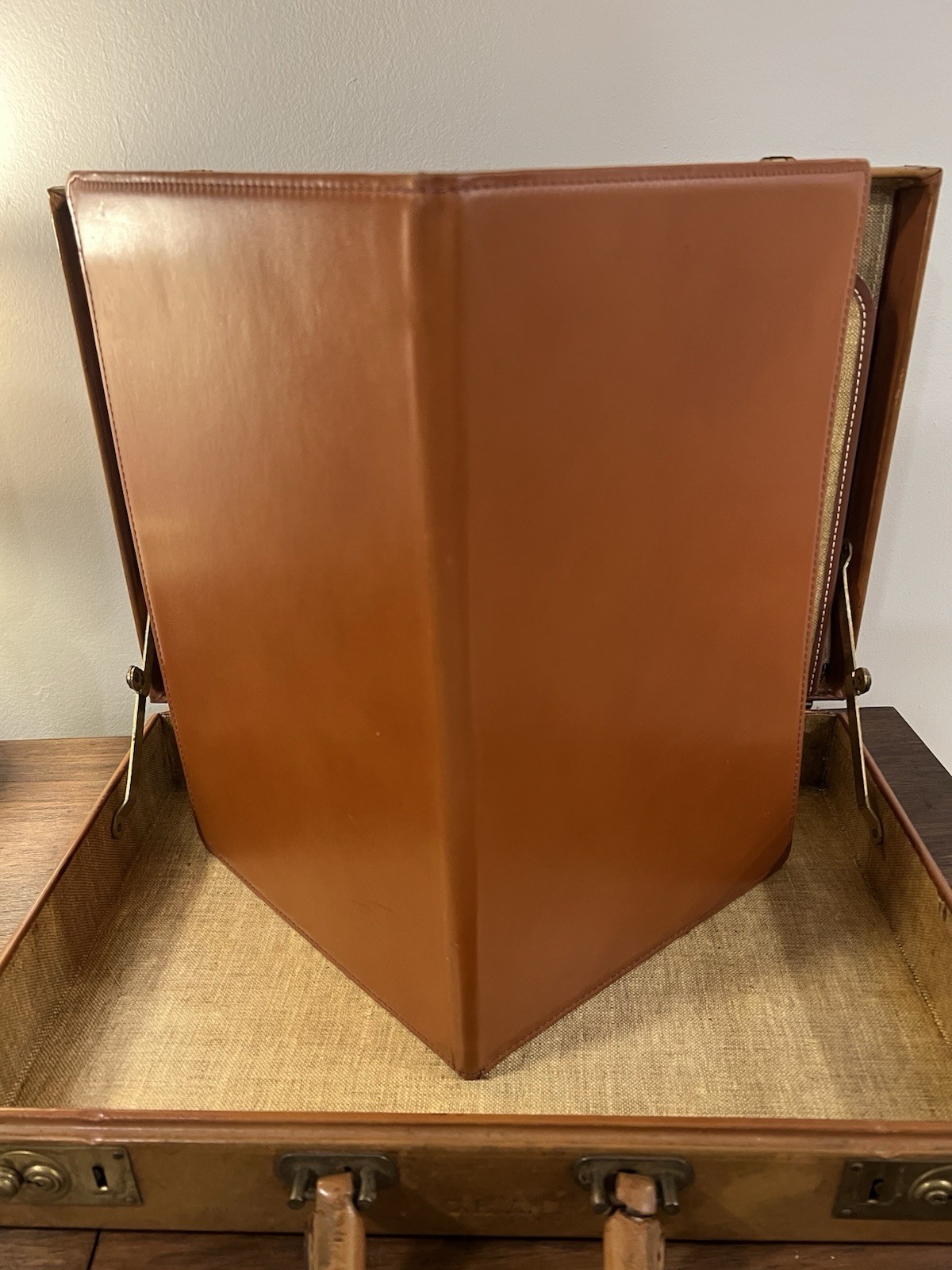 VTG Top Grain Cowhide #202 Hard File Folder Briefcase RARE Attaché with Patina