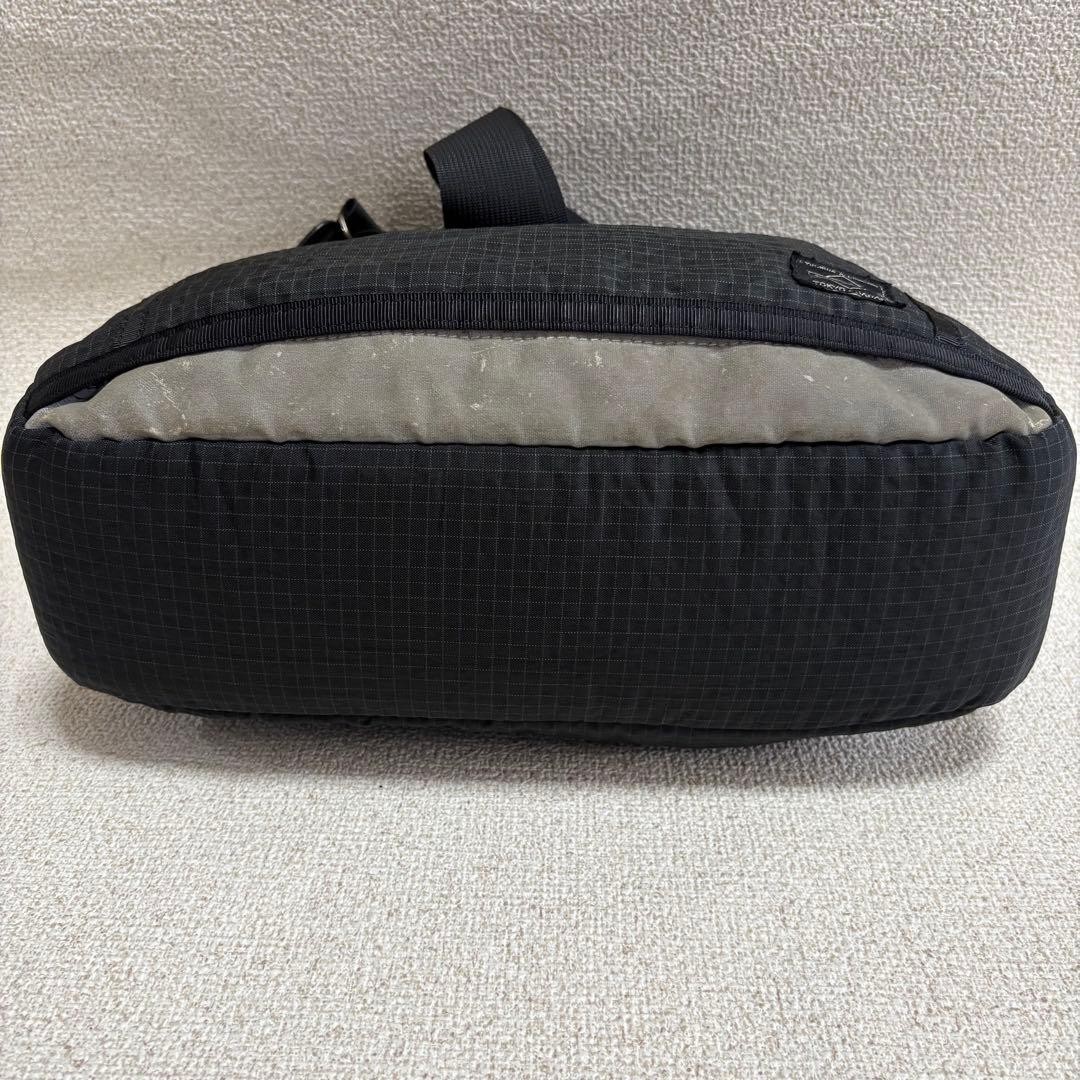 Authentic PORTER Yoshida Nylon Desert Shoulder Bag Black 23x34cm Damaged Bottom,