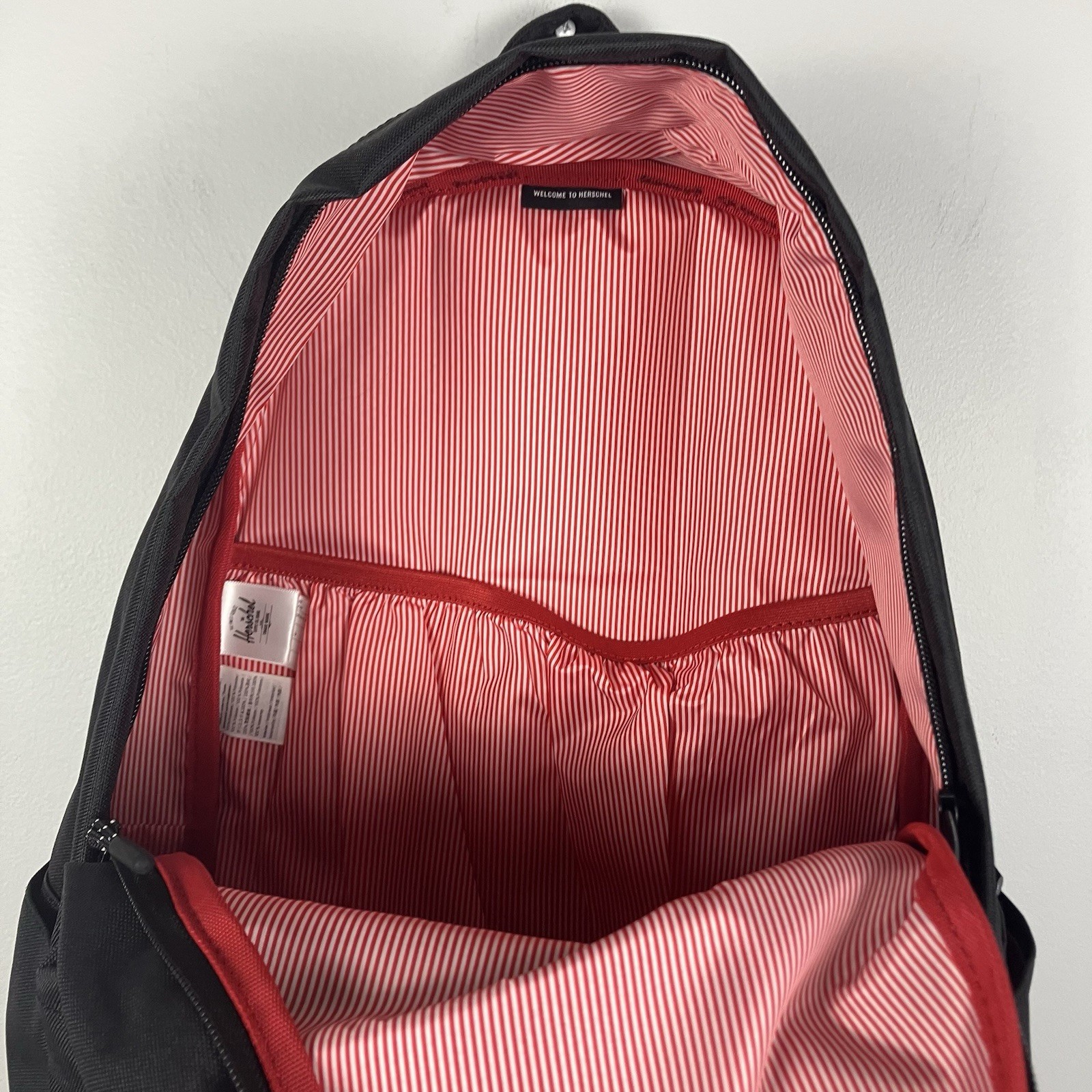 Herschel Supply Co Classic Black Backpack School Travel Daypack Bookbag