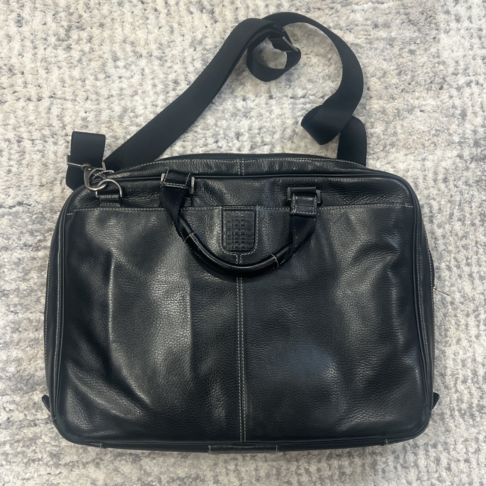 Boconi Black Leather Tumbled Pebbled Messenger Briefcase Laptop Case EUC