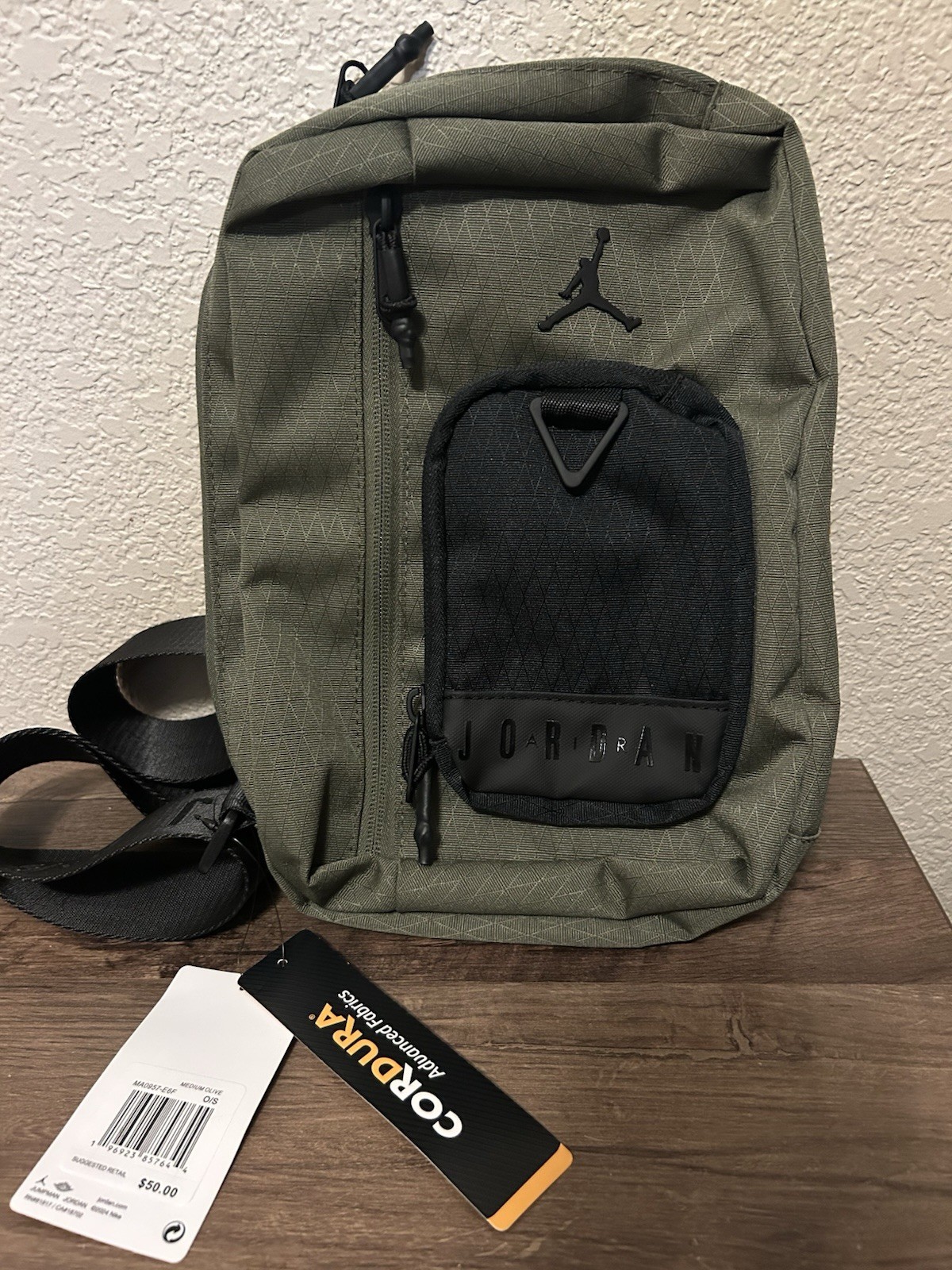 Jordan Nike Air Hesi Crossbody Bag Black Cordura One Size MA0839-023