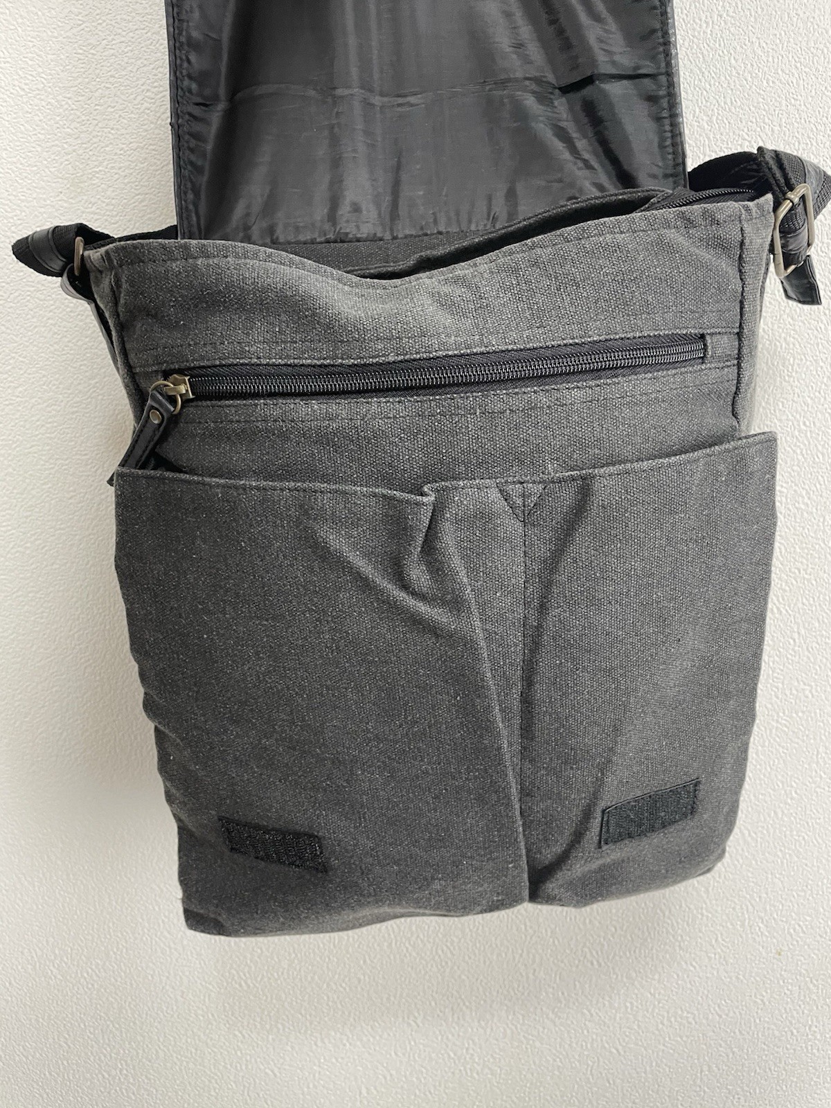 Chrome Cross Messenger Shoulder Bag Satchel Grey Japan Punk Biker Gothic Y2K 00s