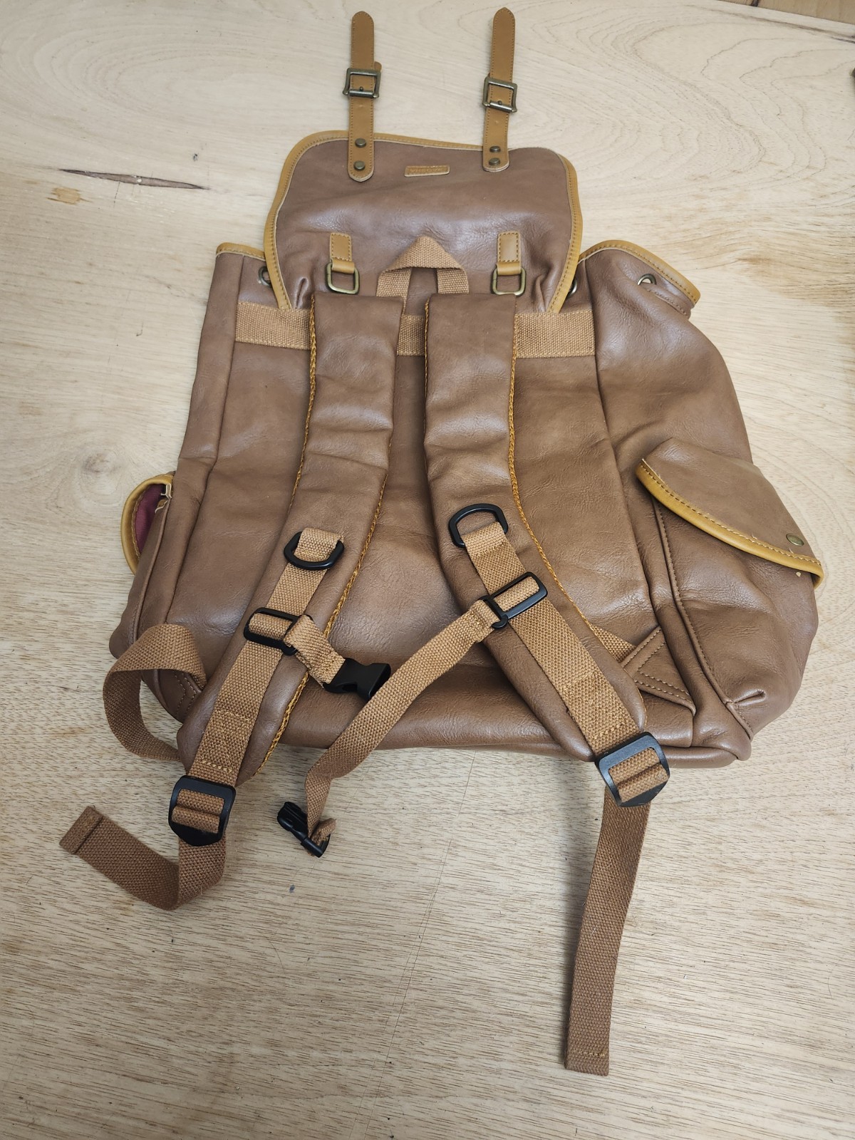 Vegan Leather 15.6 inch Laptop Backpack Hiking Camping Backpack Satchel Bookb…