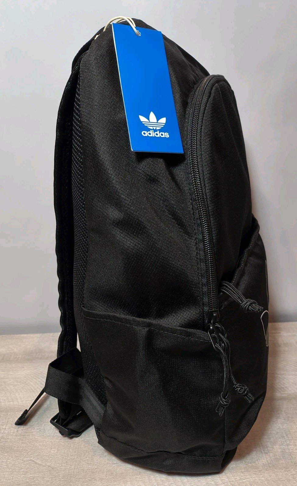 Adidas / ADICOLOR Backpack /IT7602/ Black / L