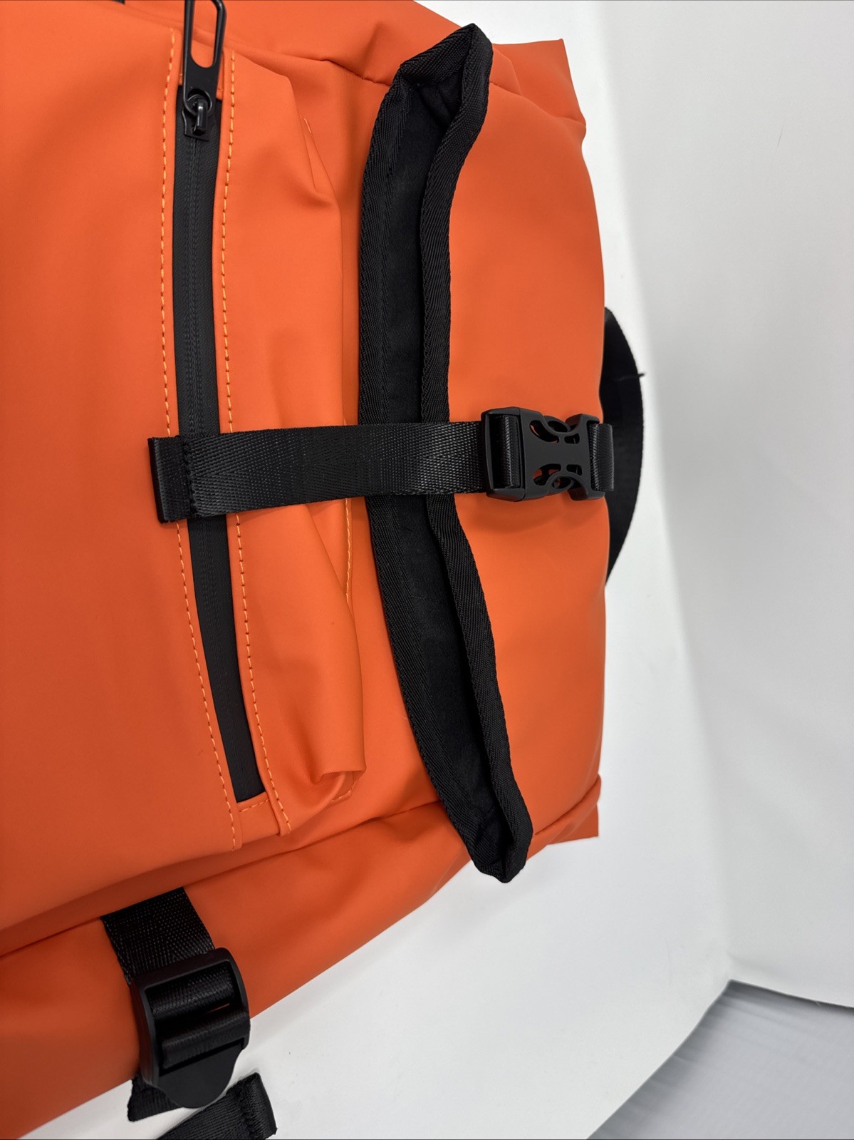 Airs Bold Expandable Travel Backpack Orange Roll Top Laptop Bag NWT Destinations