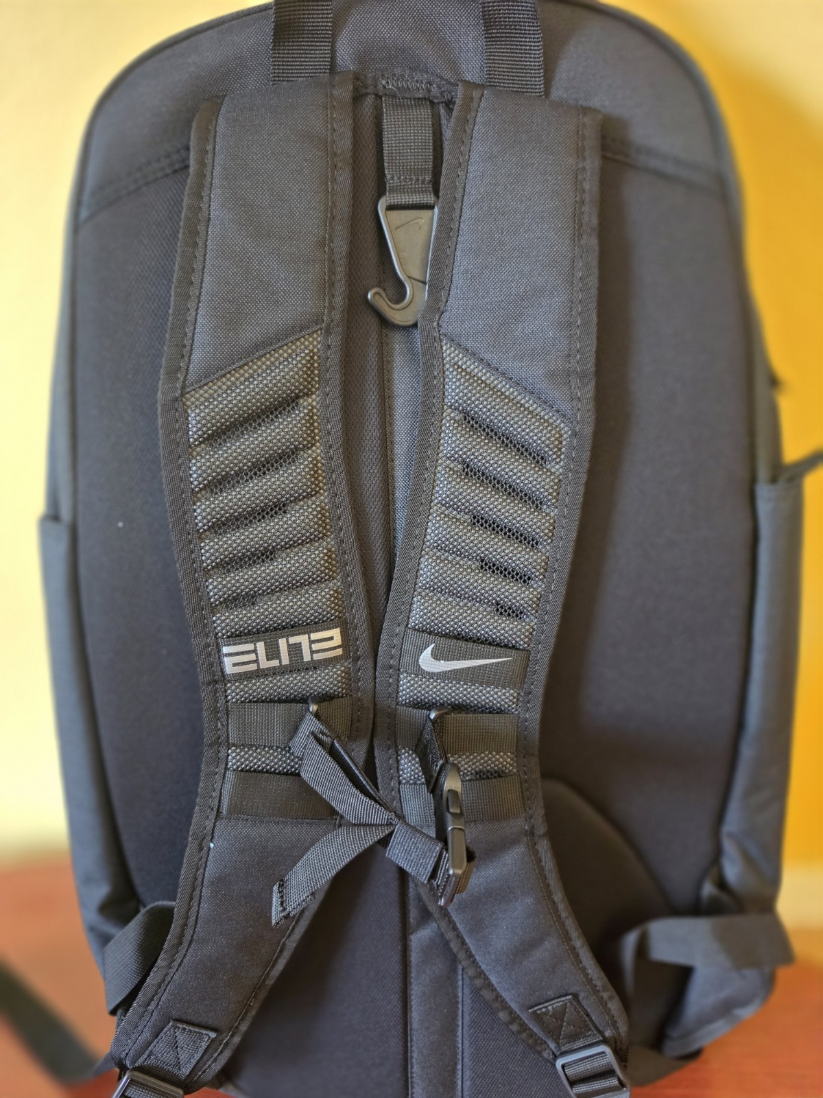 Nike HOOPS ELITE PRO $80 Basketball Backpack Bag Black Silver BA5554 011 NWT