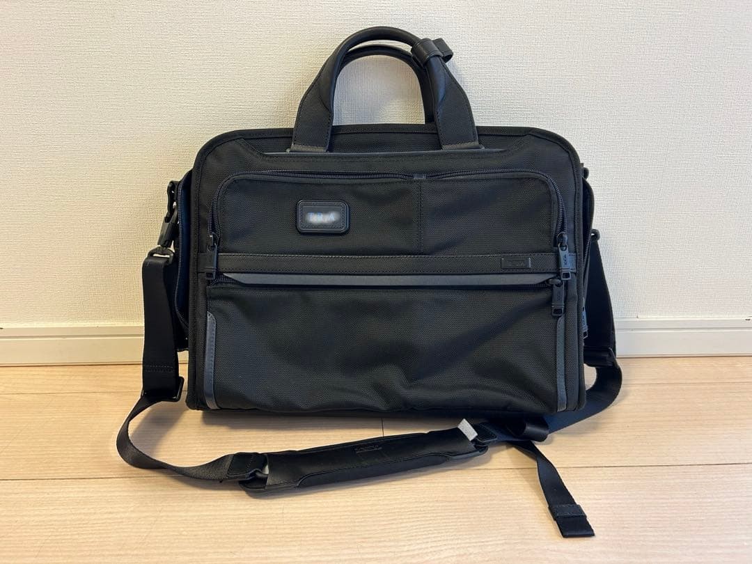 Perfect for Father s Day TUMI Business Bag 3way Black