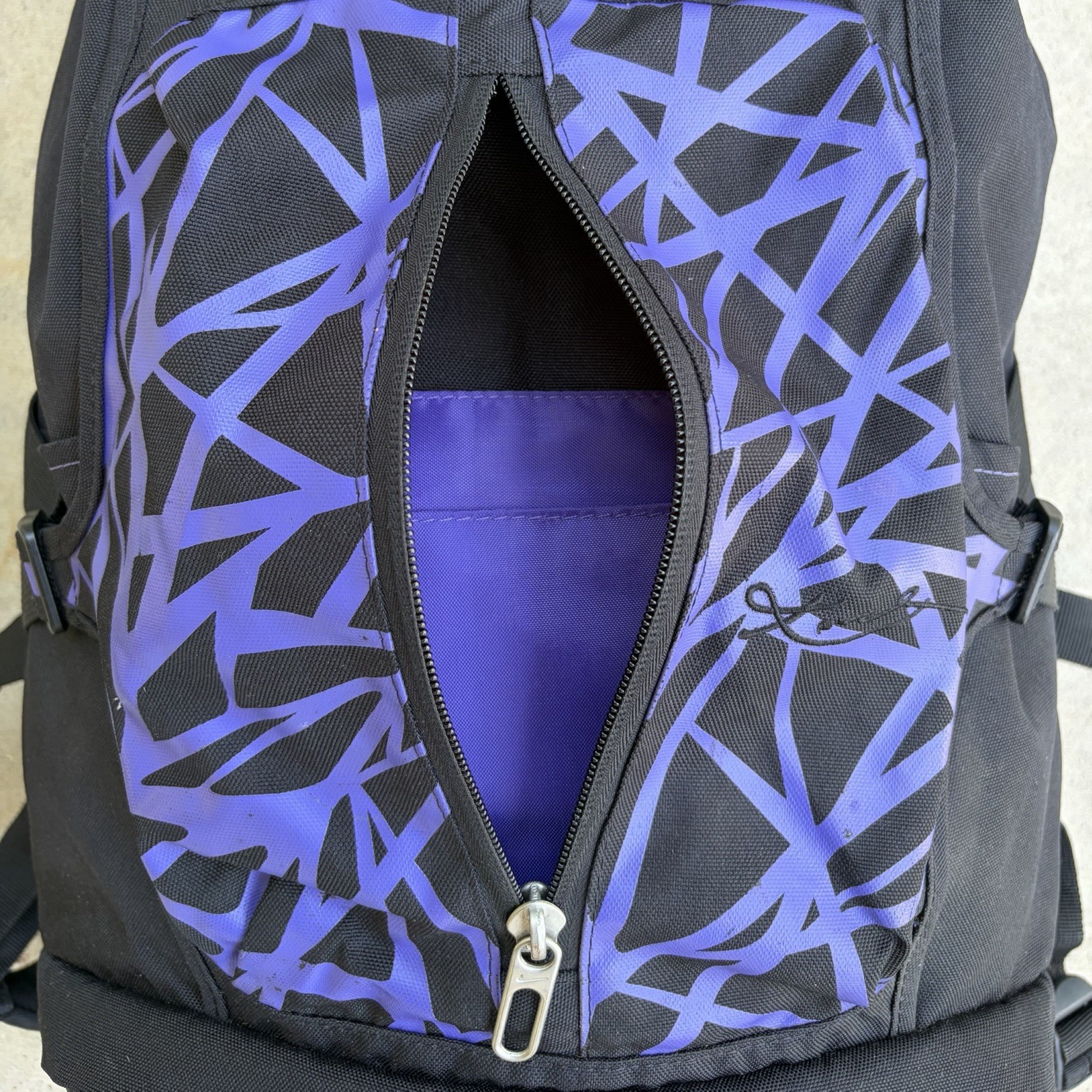 Rare Nike Kobe Bryant KB24 Basketball Backpack Black Purple Vintage Mamba Bag