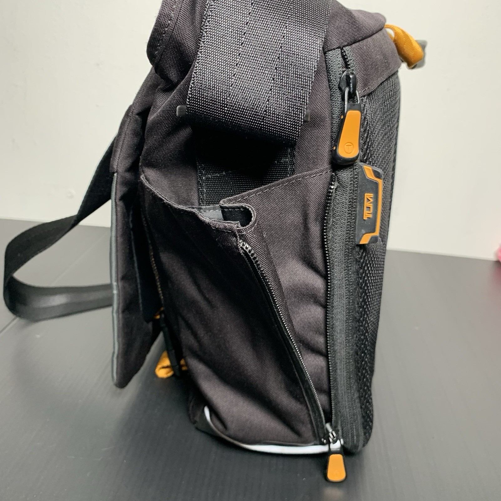 TUMI – T-tech Crossbody Messenger Bag – Model No. 57212GT