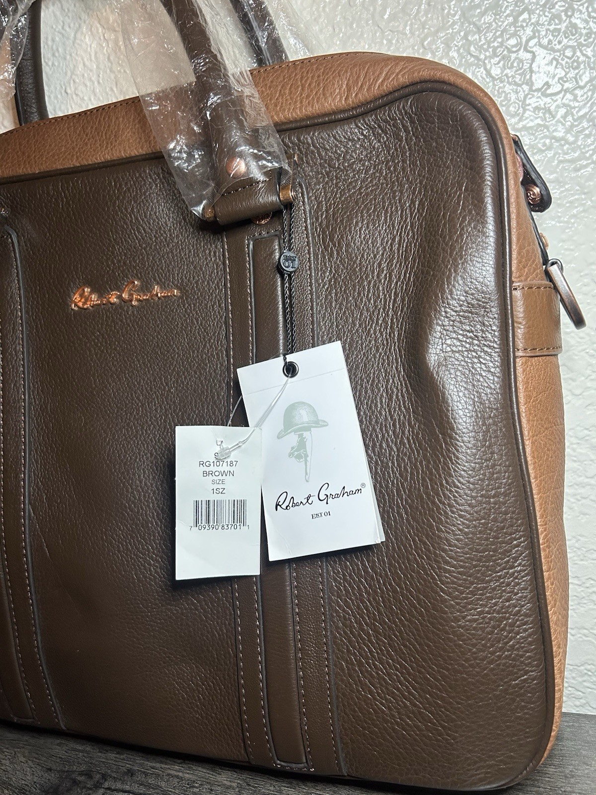 *NWT Robert Graham Brown Two Tone Roman Leather Professional Messenger Briefcase