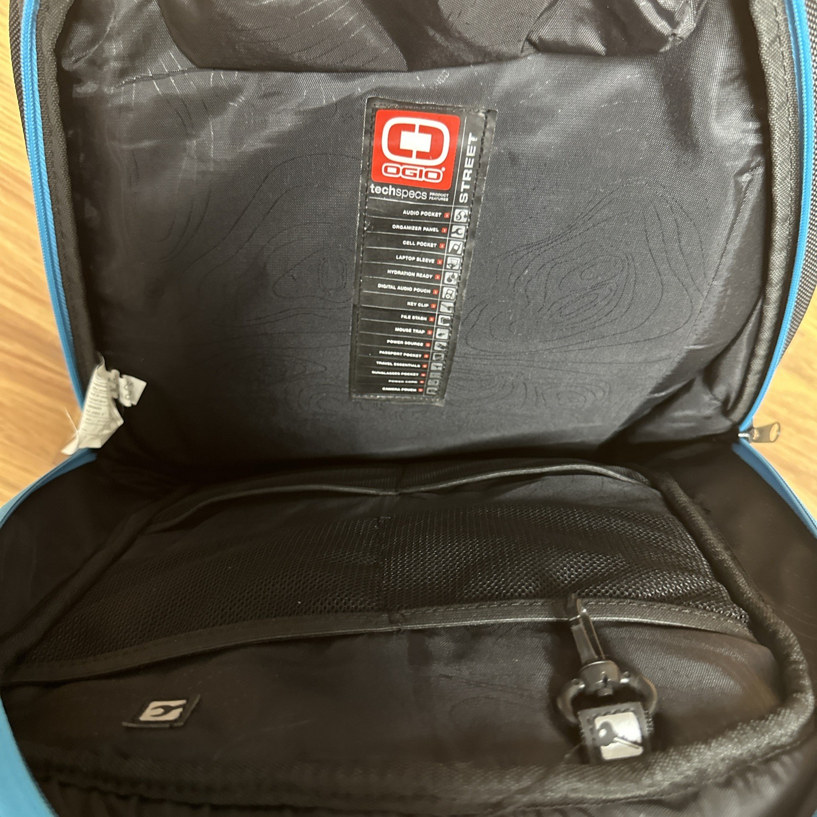 OGIO Metro Street Laptop Sleeve Utility Backpack Weatherproof Black 18x9x14 Blue