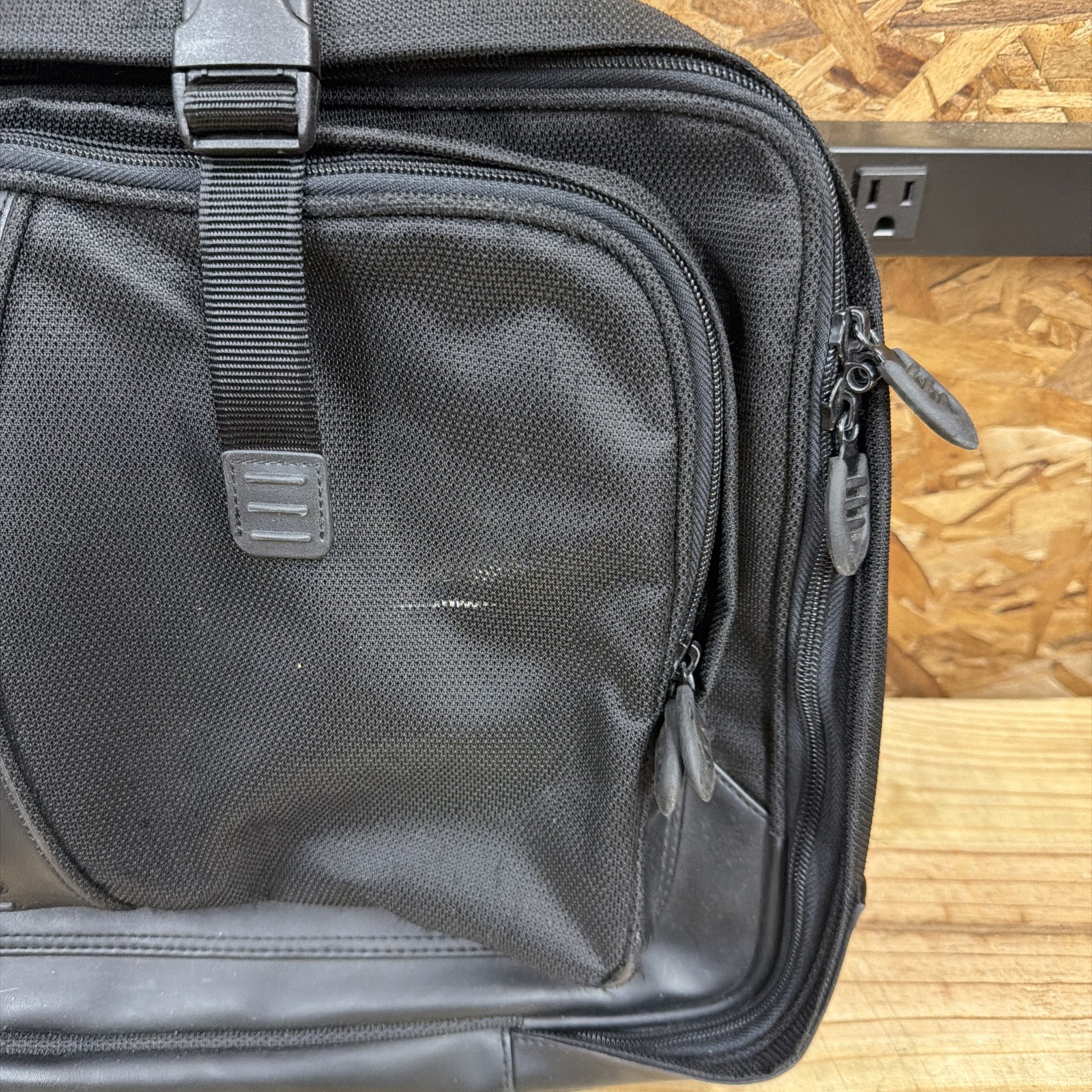 TUMI Expandable 3-in-1 Travel Bag Backpack Briefcase Black Ballistic Nylon 22″