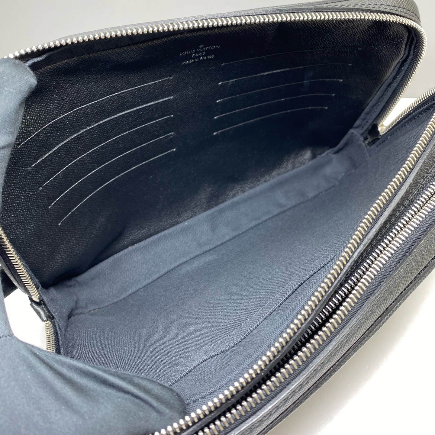 Louis Vuitton Pre-Owned Authentic Clutch Black 26×16.5x8cm Cowhide