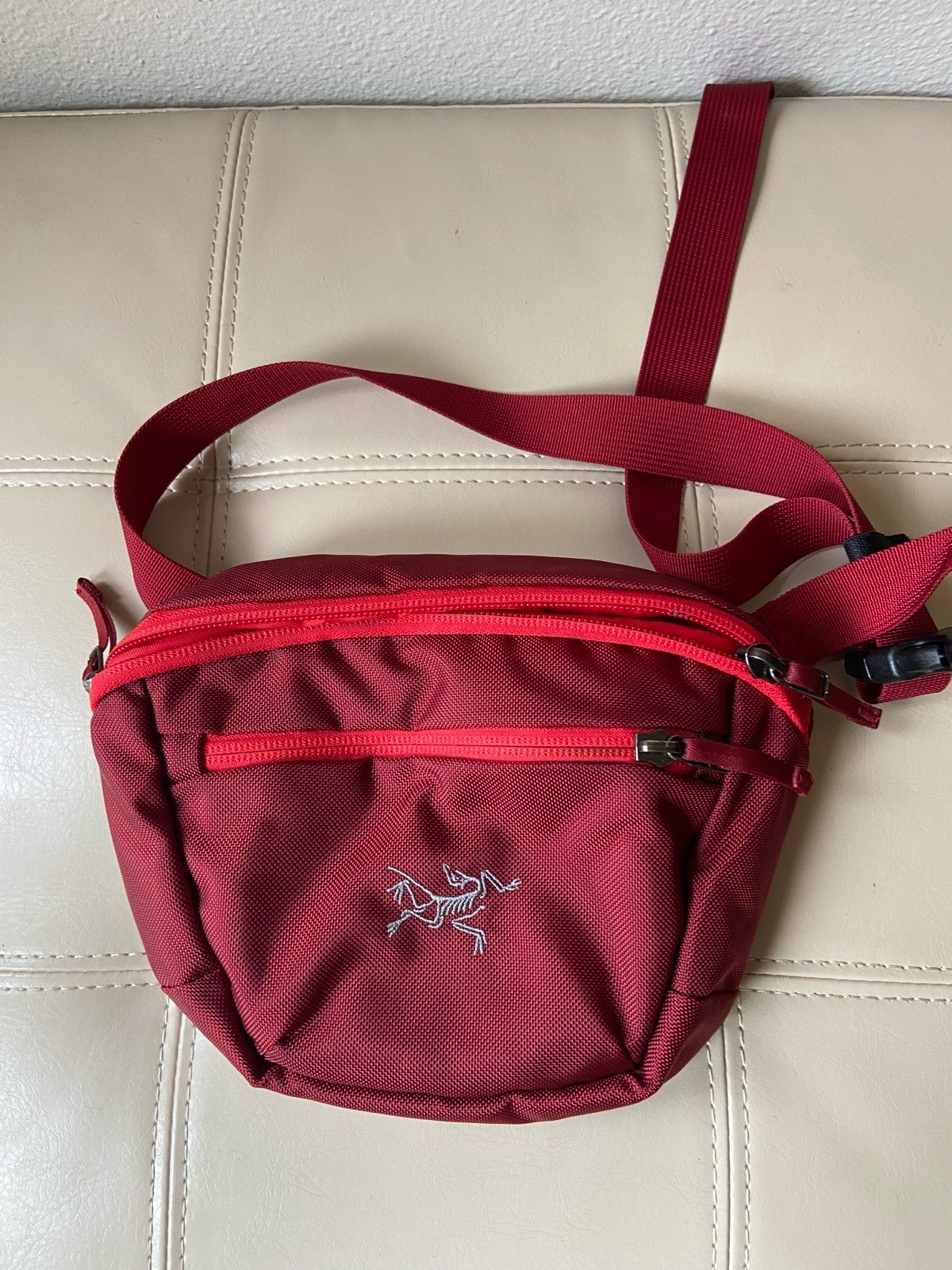 Arc’teryx Maka 2 Waistpack 24 Crossbody Sling Bag Fanny