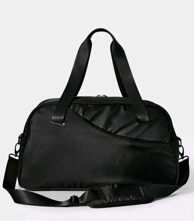 Sporty 20″ Duffel Bag ▪︎ All In Motion ▪︎ Black NWT◽️