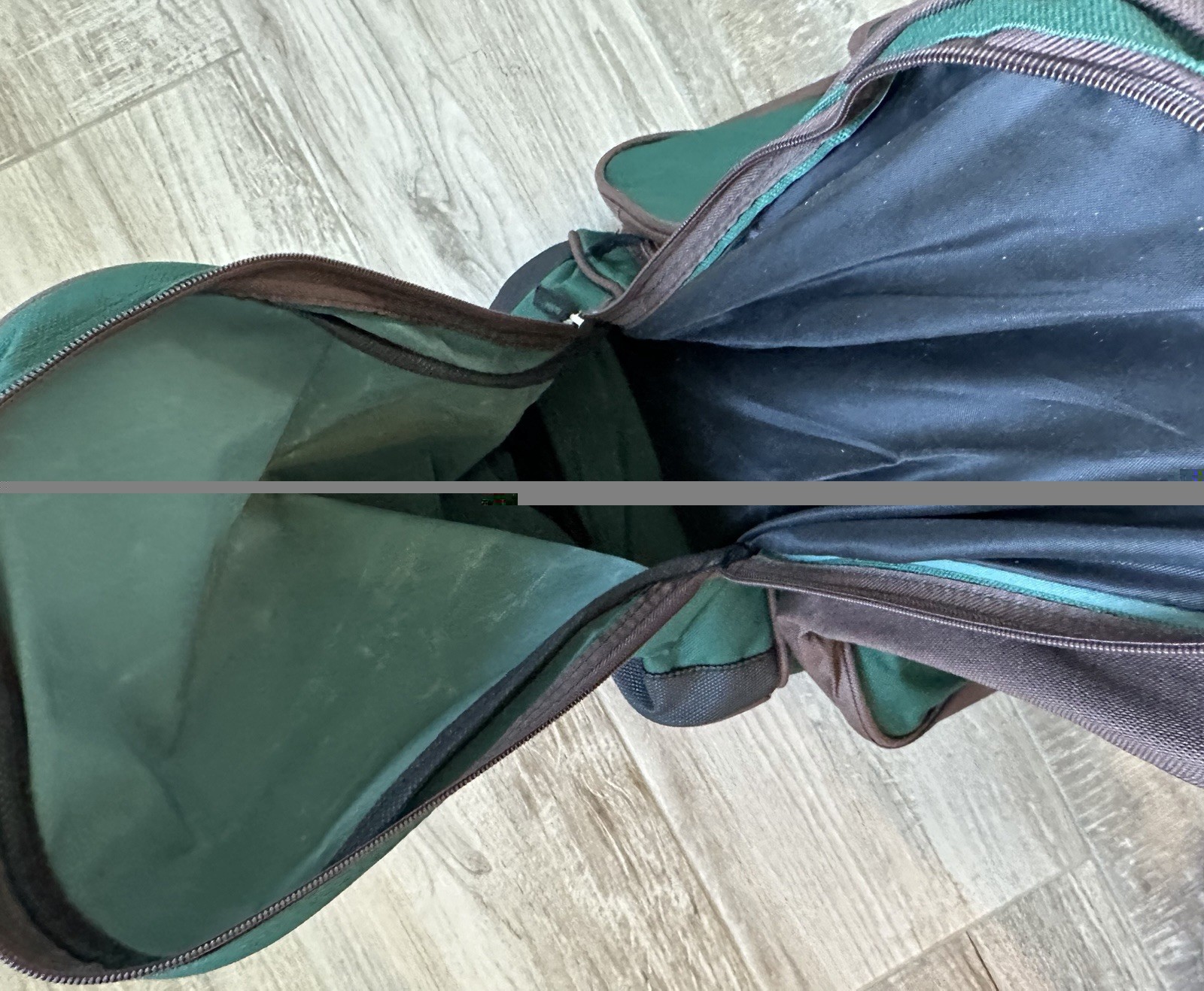 Justin Boots • Wrangler NFR PRCA ProRodeo 2013 Las Vegas green boot duffle bag