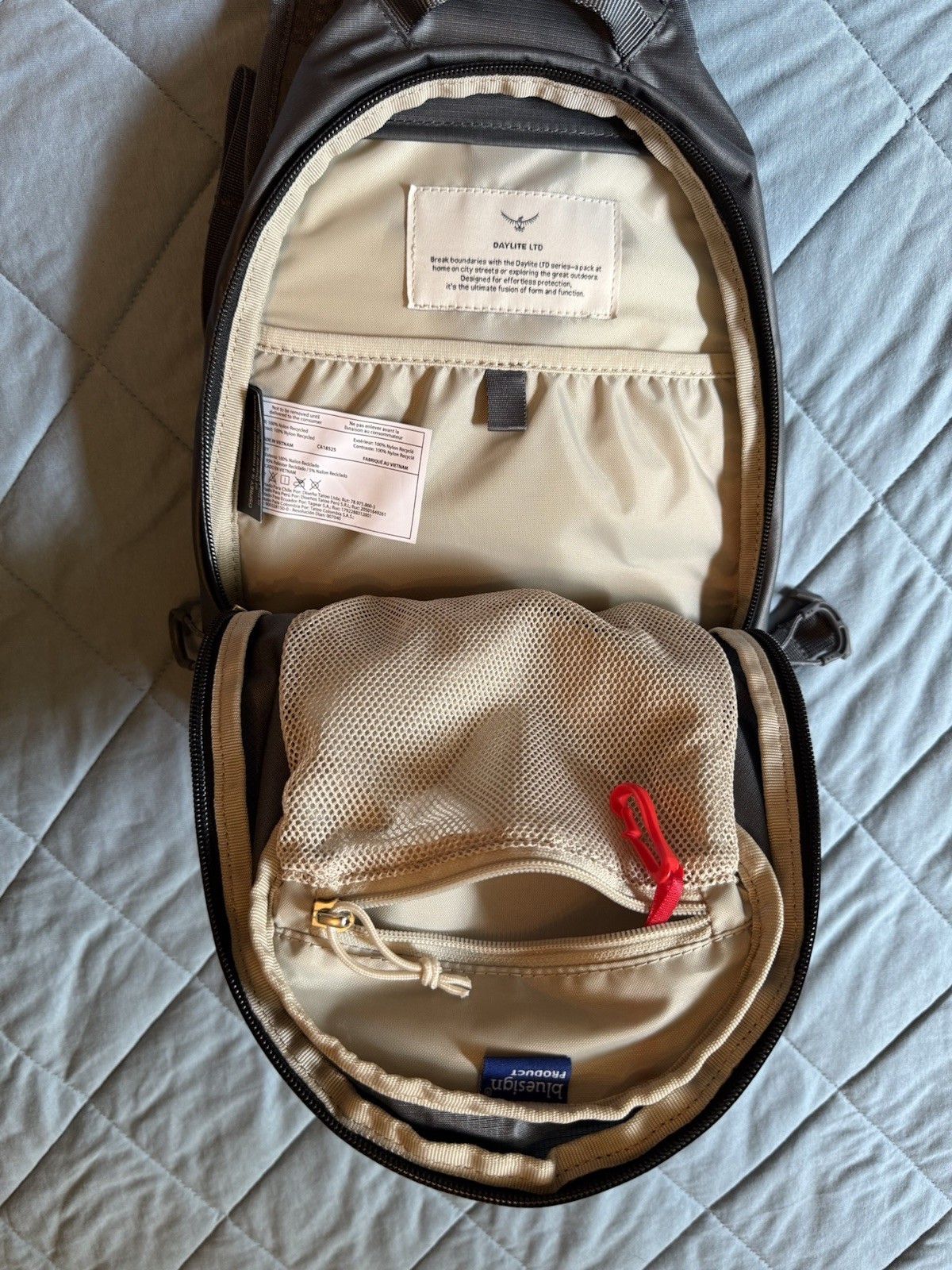 Osprey Daylite Sling Shoulder Bag Limited Edition Color: Tungsten Grey