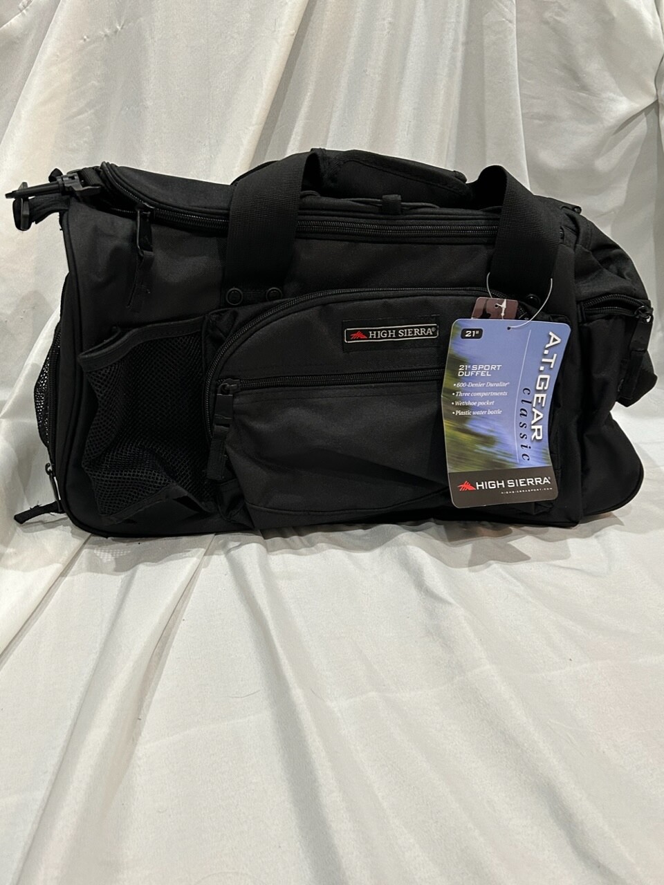HIGH SIERRA 21” Sport BLACK Duffel Gym Bag w/Shoulder Strap NWT-NO WATER BOTTLE