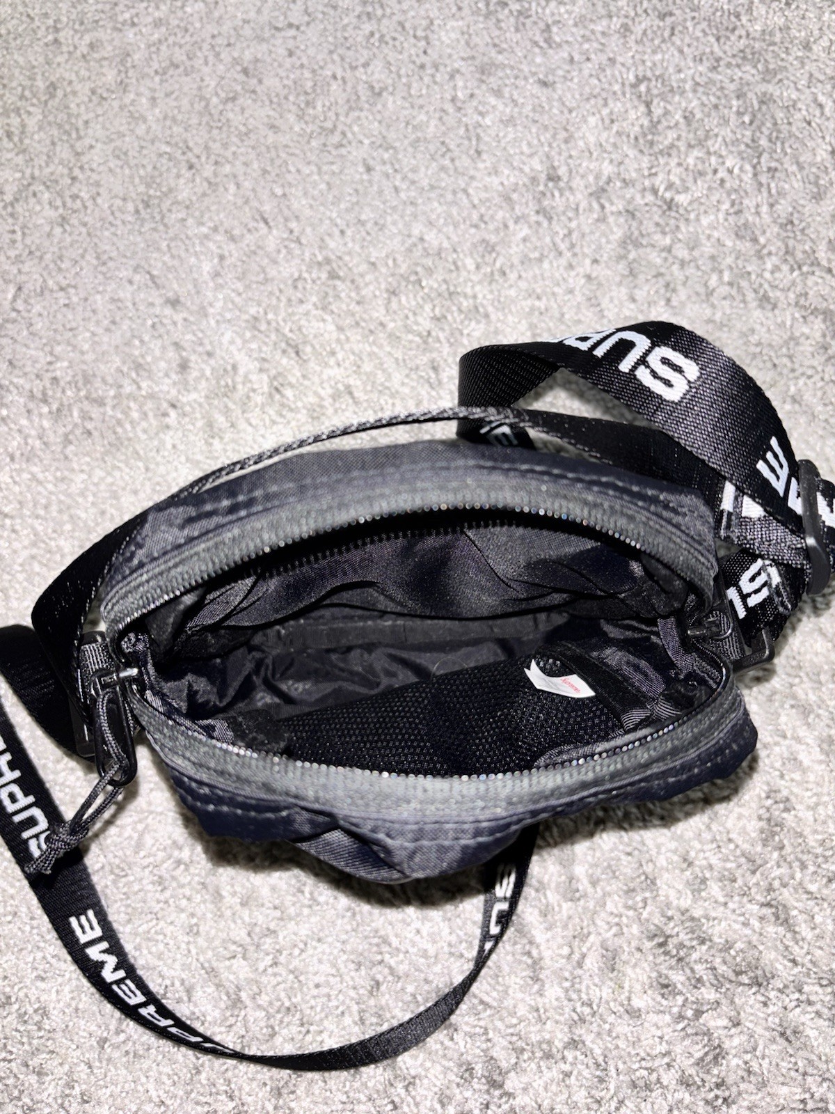 Supreme SS18 Shoulder Bag – Black