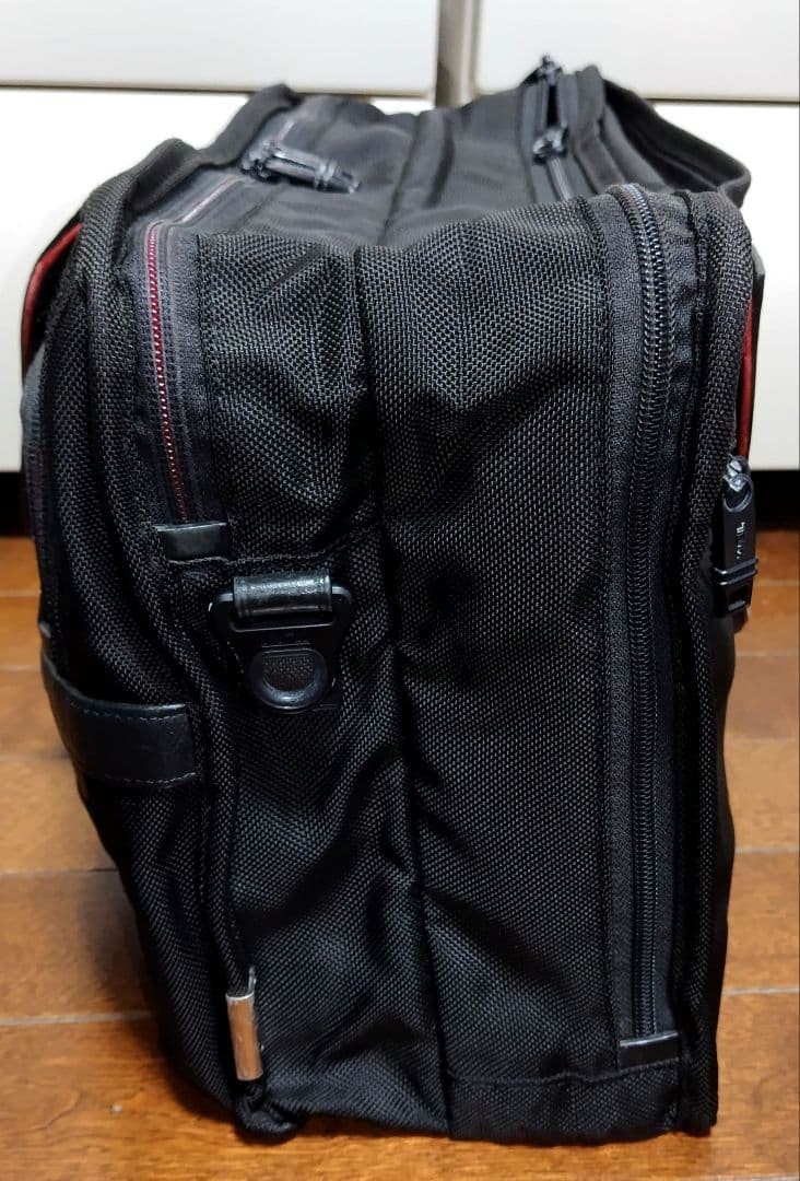 Tumi Japan Limited Briefcase Black/Red 30cm x 40cm x 25cm Used