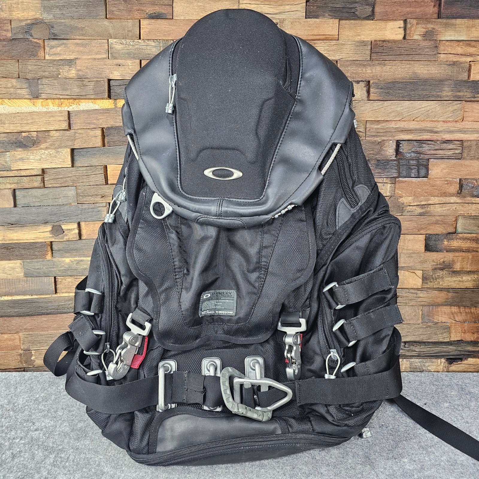 Oakley Kitchen Sink AP Tactical Black Bag 34L