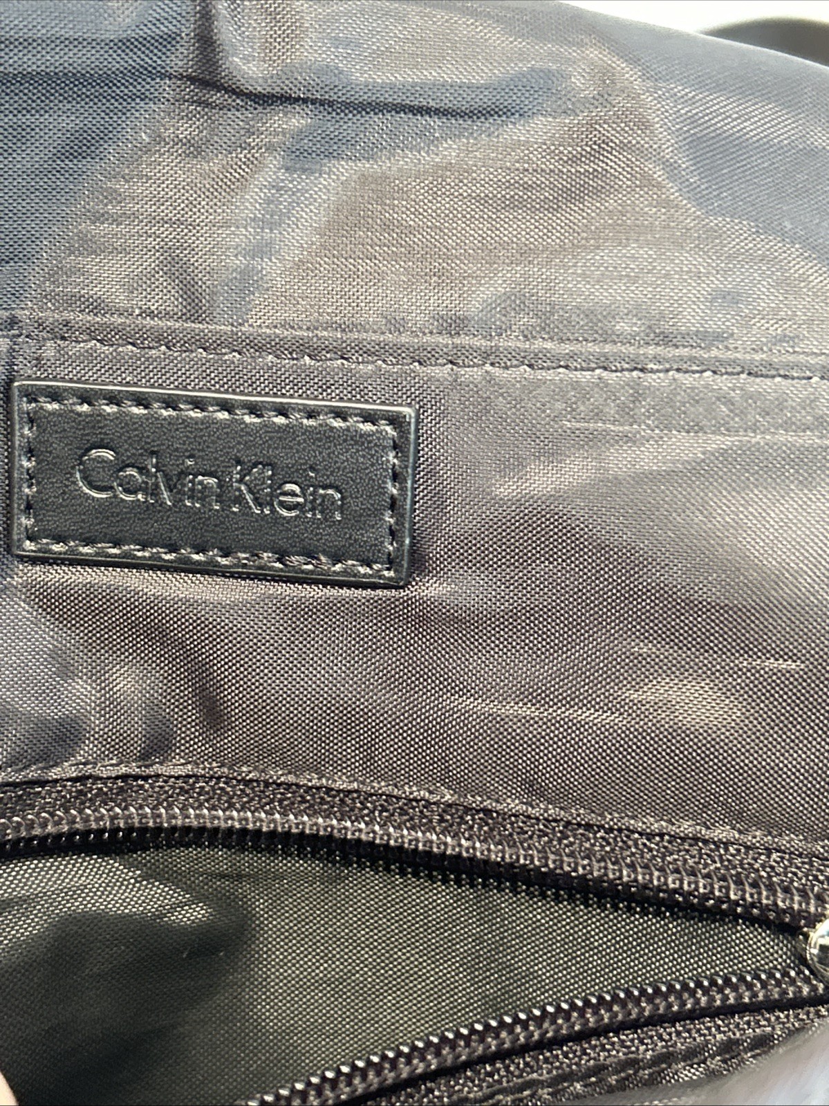 Calvin Klein Black Messenger Bag Adjustable Strap Inner Pockets Men