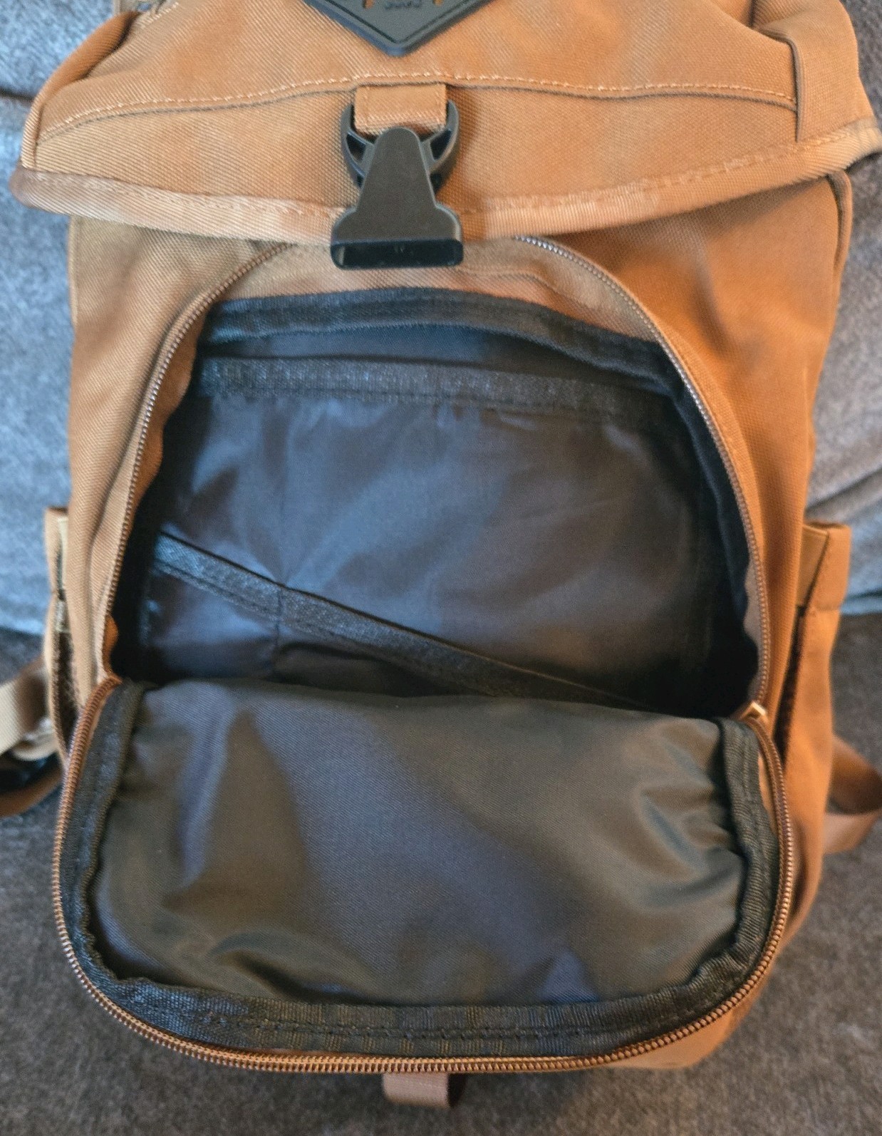 New (R)evolution 9LCamel Sidekick United by Blue Compact Day Pack / Backpack