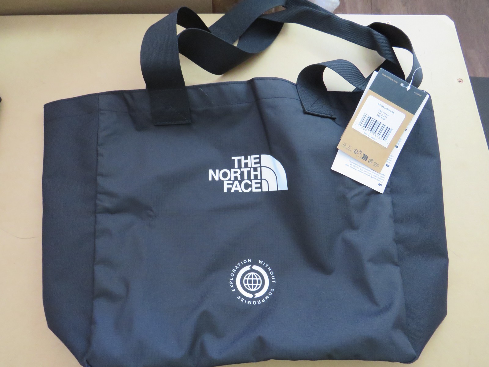 The North Face Exploration Small EWC Tote Carry Gym Bag Lightweight – Black