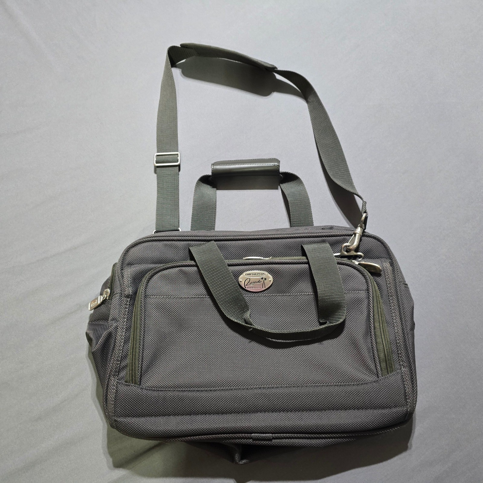 Ricardo Beverly Hills Carry On Bag Luggage Tote Messenger Shoulder Crossbody