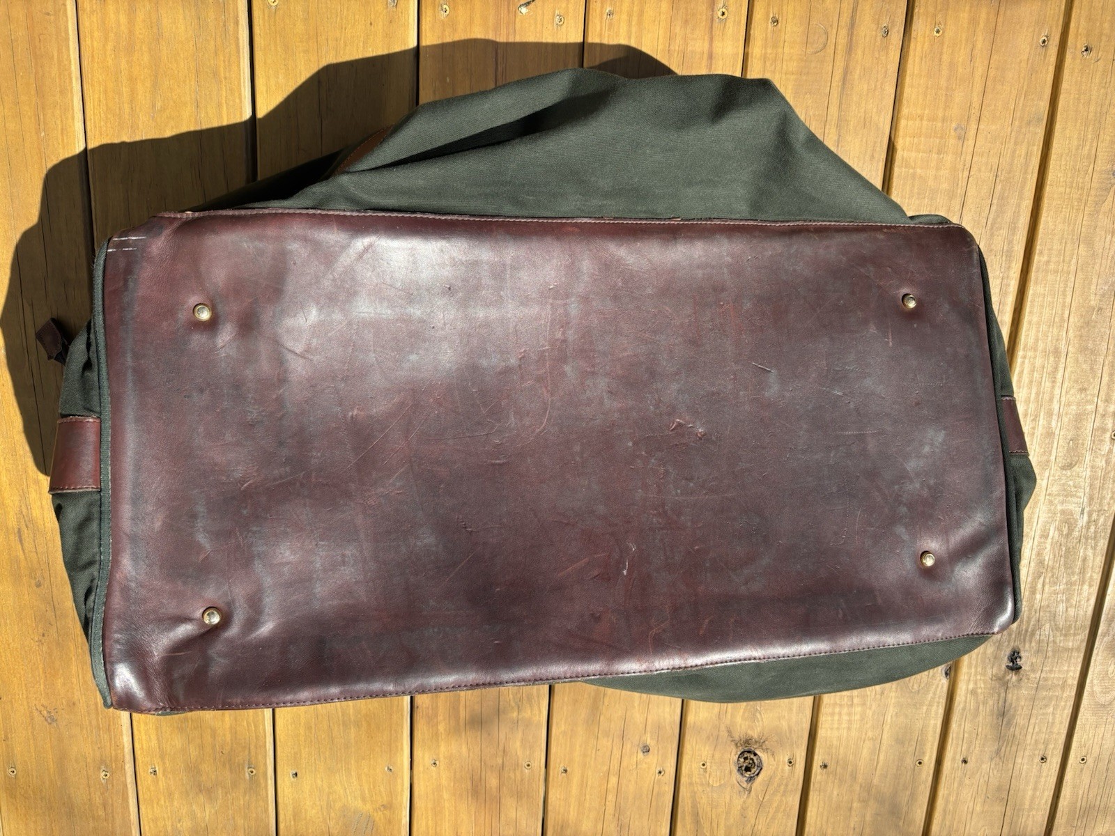 ORVIS 27” Battenkill Green Canvas Leather Bottom Large Duffle Bag