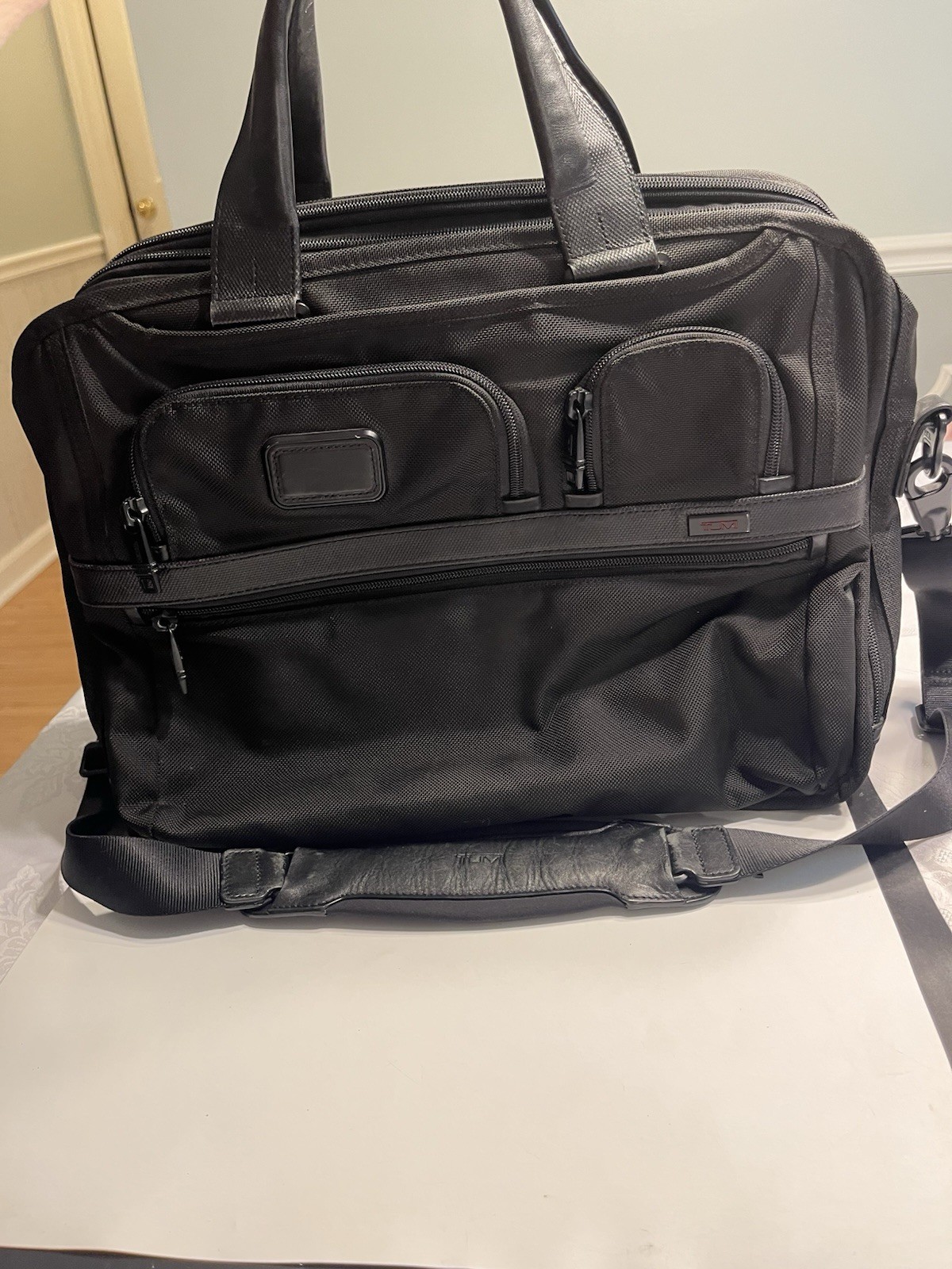 Tumi Alpha 2 Expandable Organizer Brief T-Pass Black FXT Ballistic Nylon 26145D2