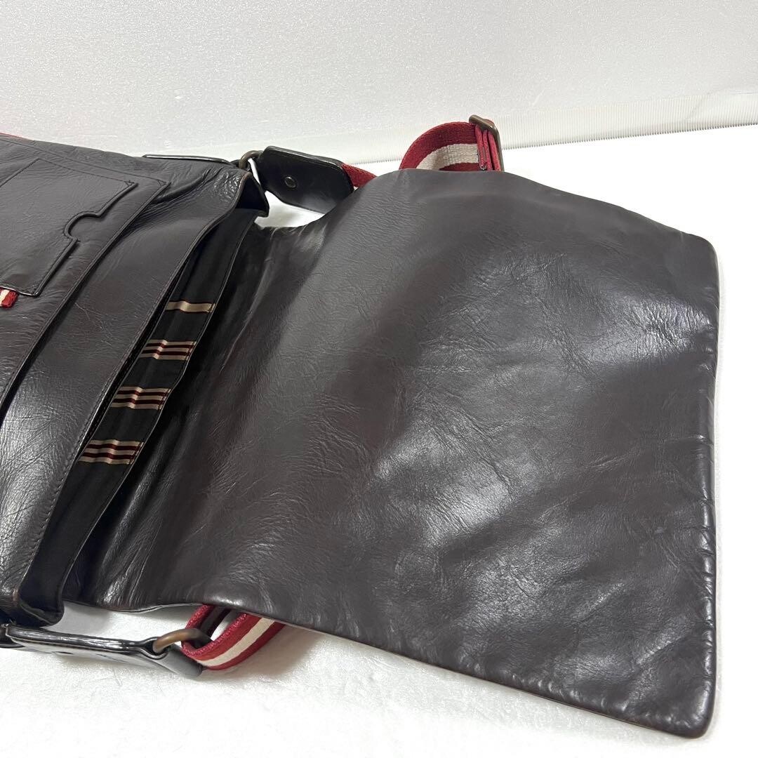 BALLY Trainspotting Brown Leather Messenger Bag Crossbody Adjustable Strap