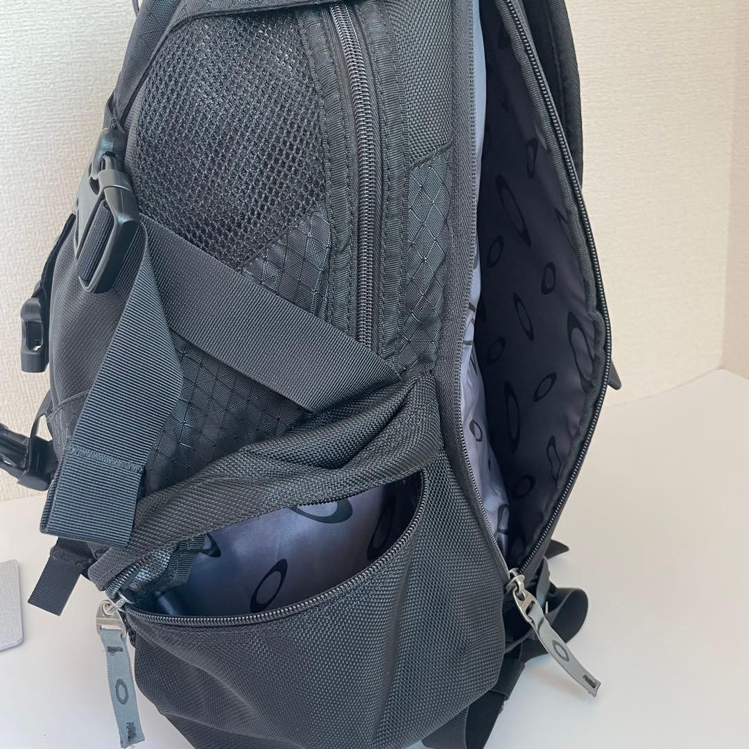 OAKLEY ICON RC BACKPACK Y2K