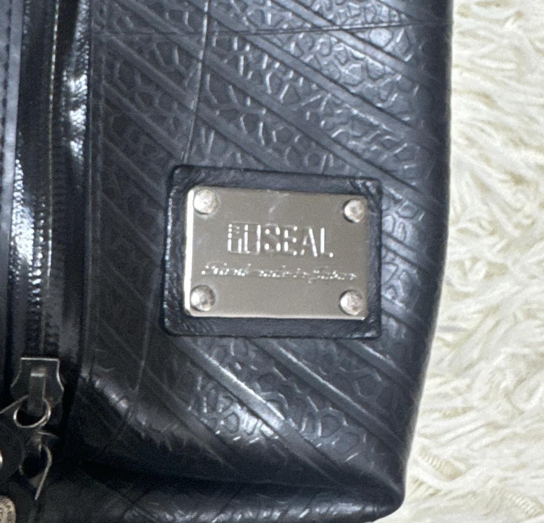 Rare Seal Body Bag Tire Tube One-Shoulder Crossbody