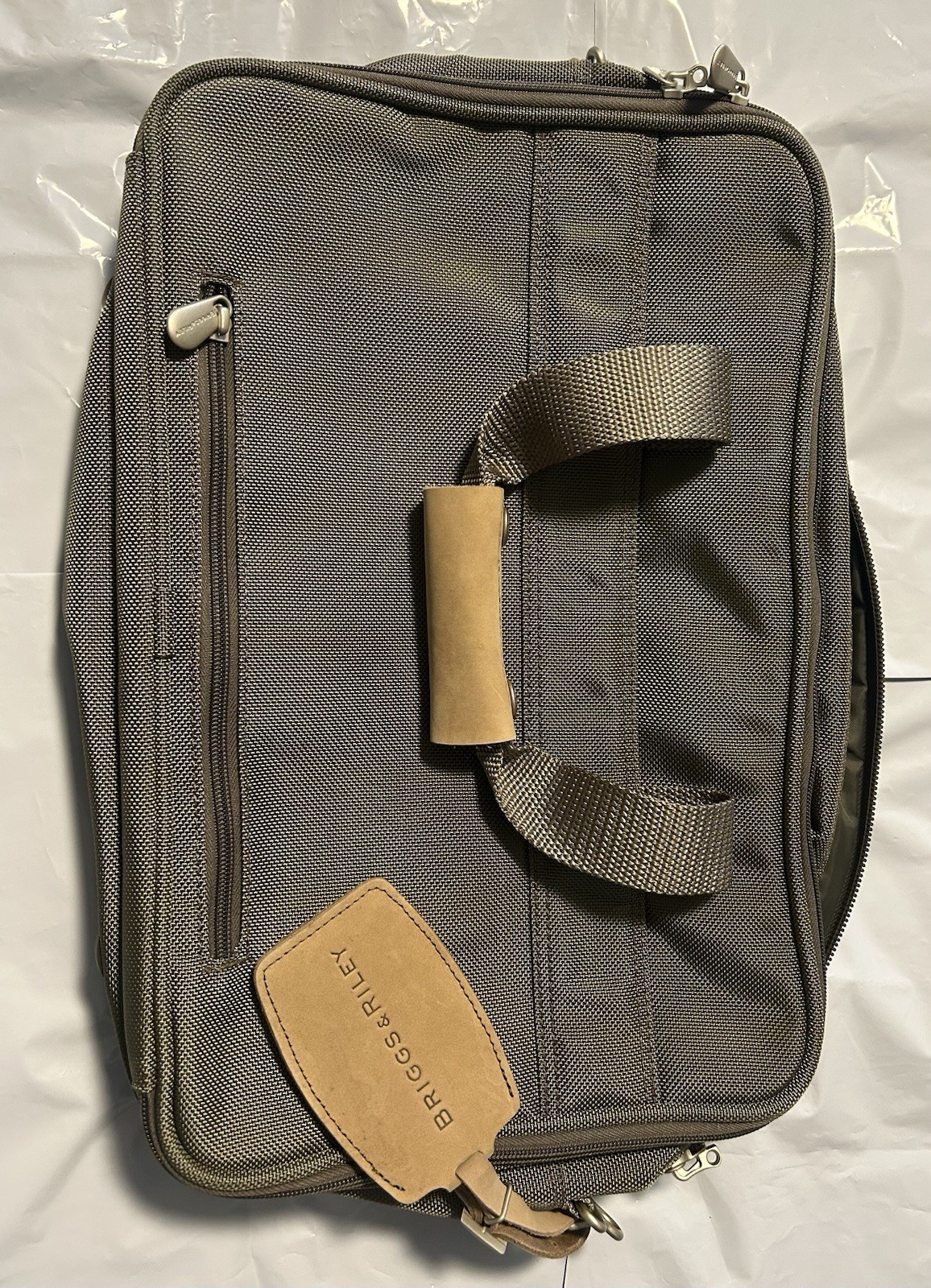Briggs & Riley 17″ Expandable Crossbody Briefcase Olive Green Leather Accents